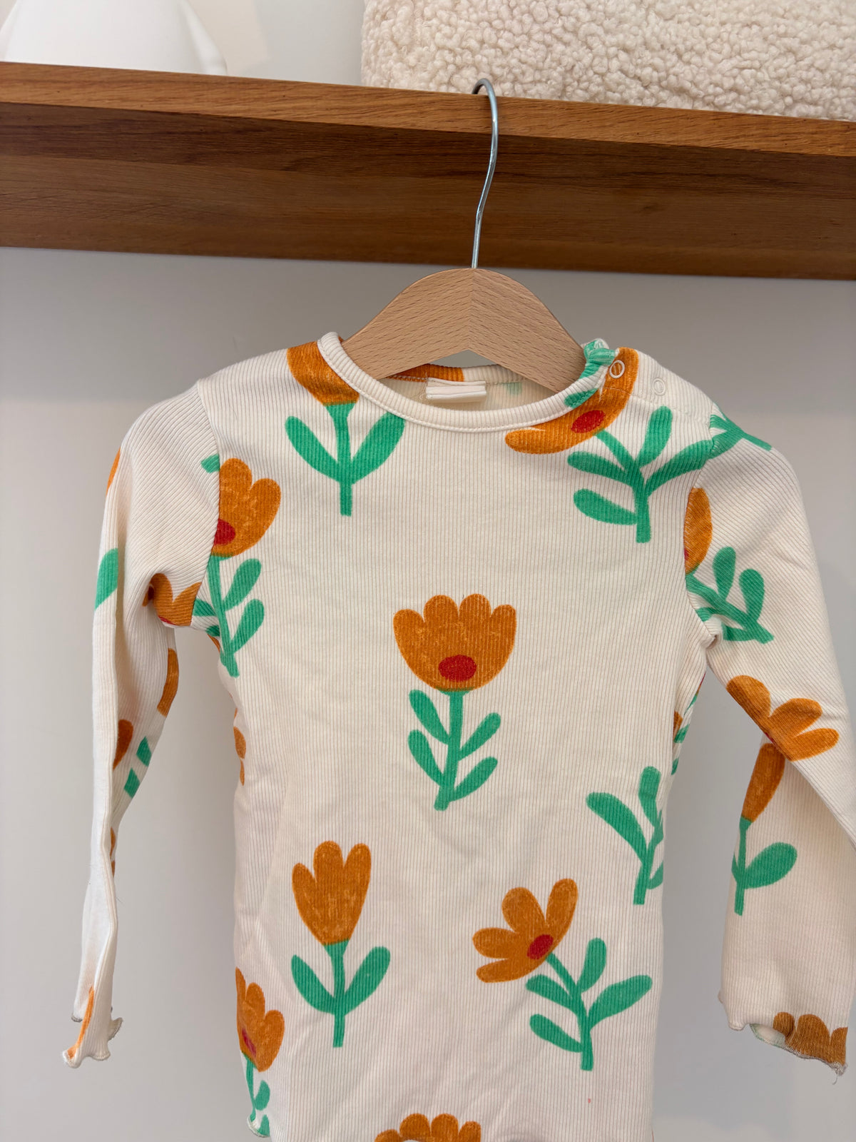 Hema - truitje bloemen - 92
