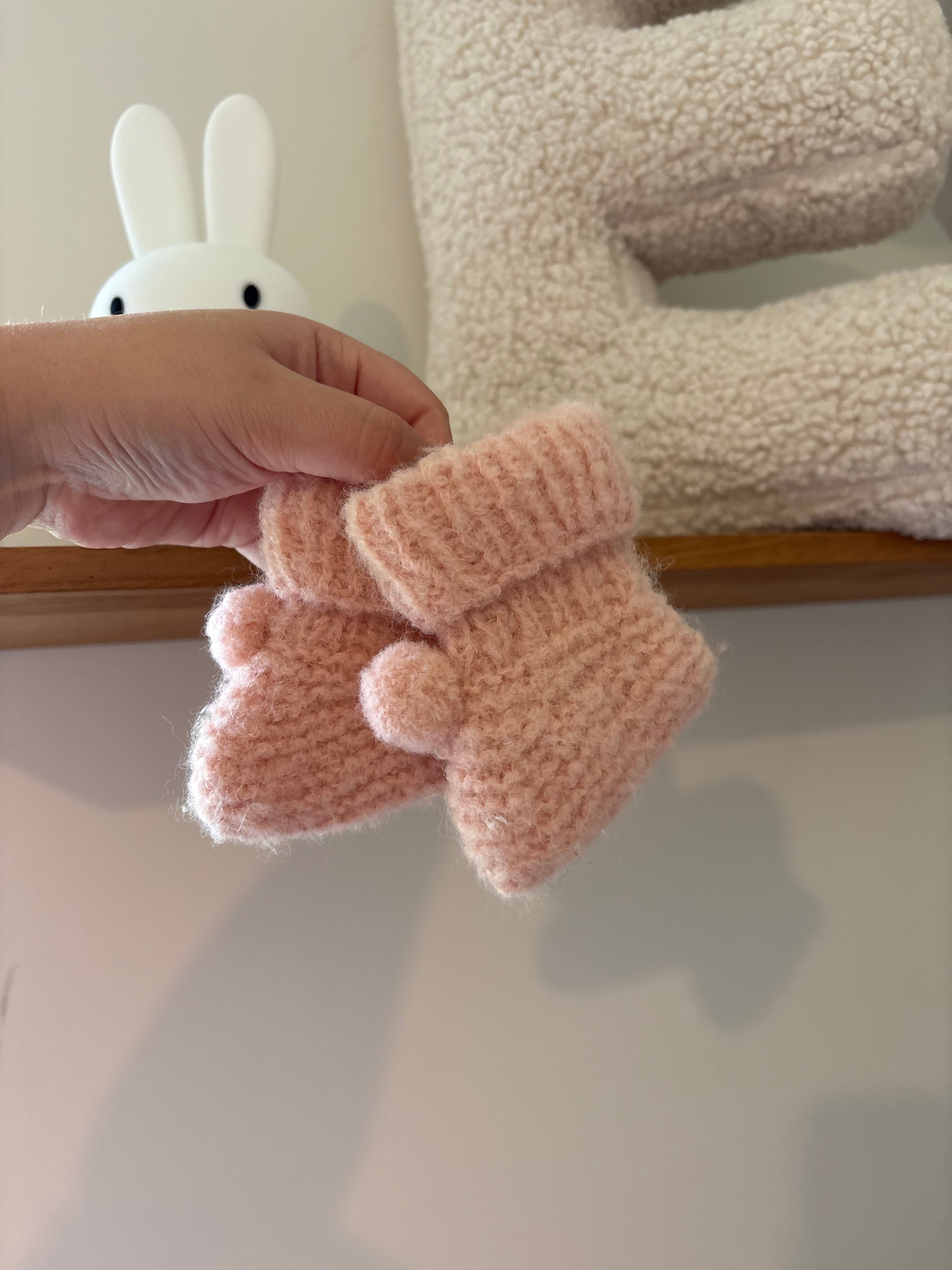 LN Knits - roze knit pantoffels/sokjes - 0/3M