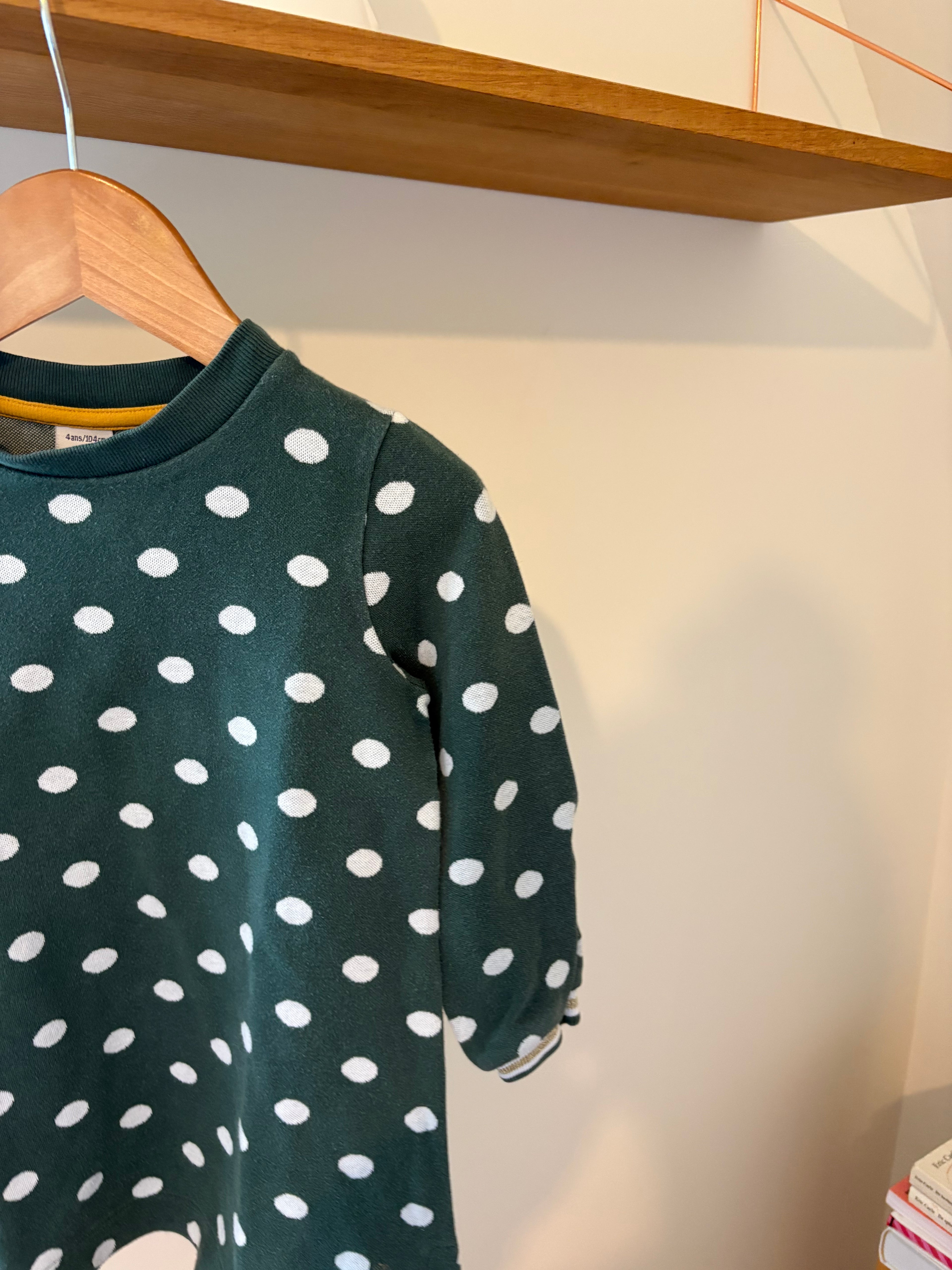 Petit Bateau - kleedje met bollen - 104