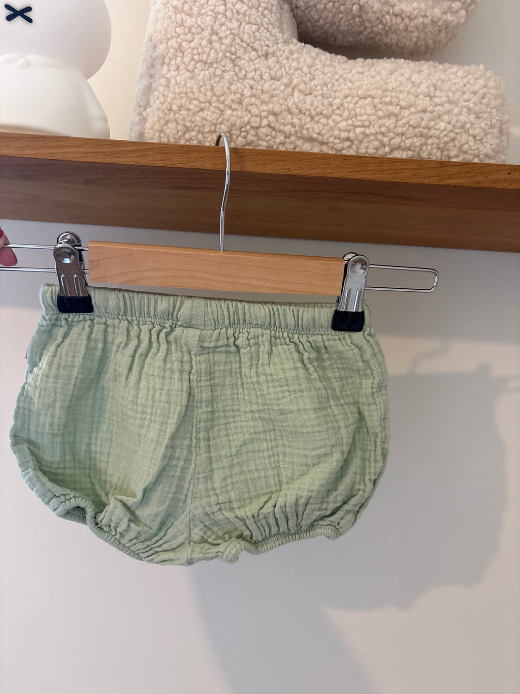 Hema - groen tetra shortje - 74