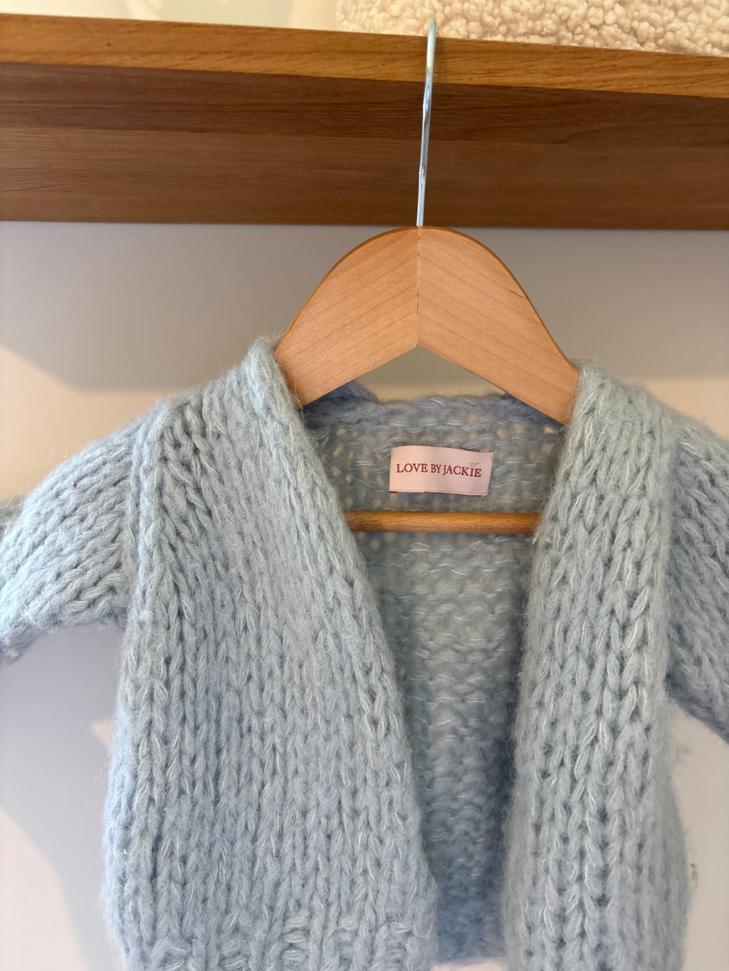 Love By Jackie - blauwe knit - 6M