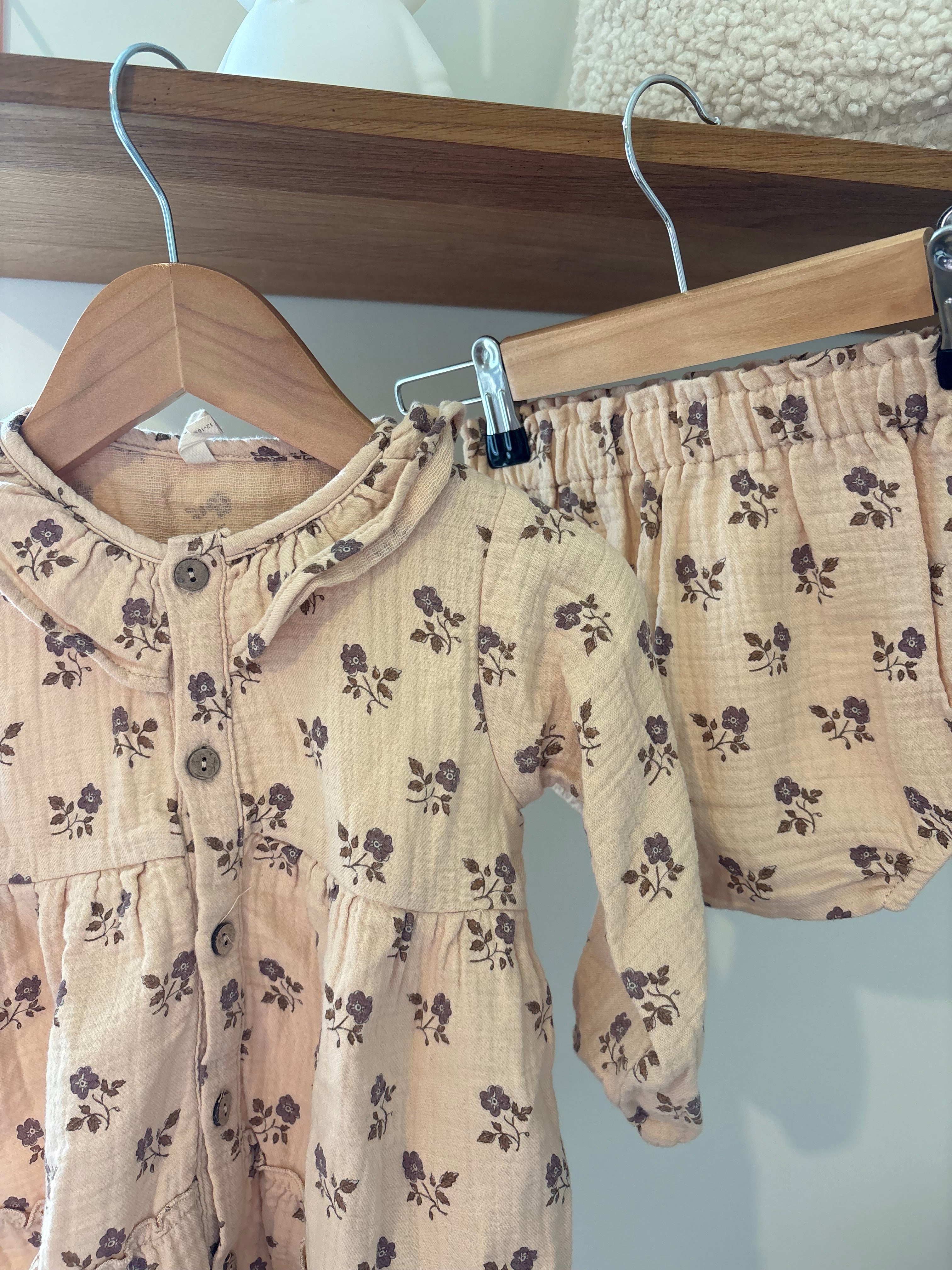 Quincy May - jurkje met bloomer - 18M