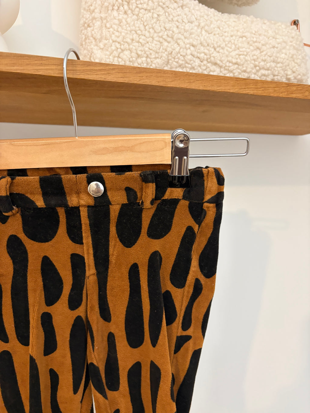 CarlijnQ - zachte broek girafprint - 86/92