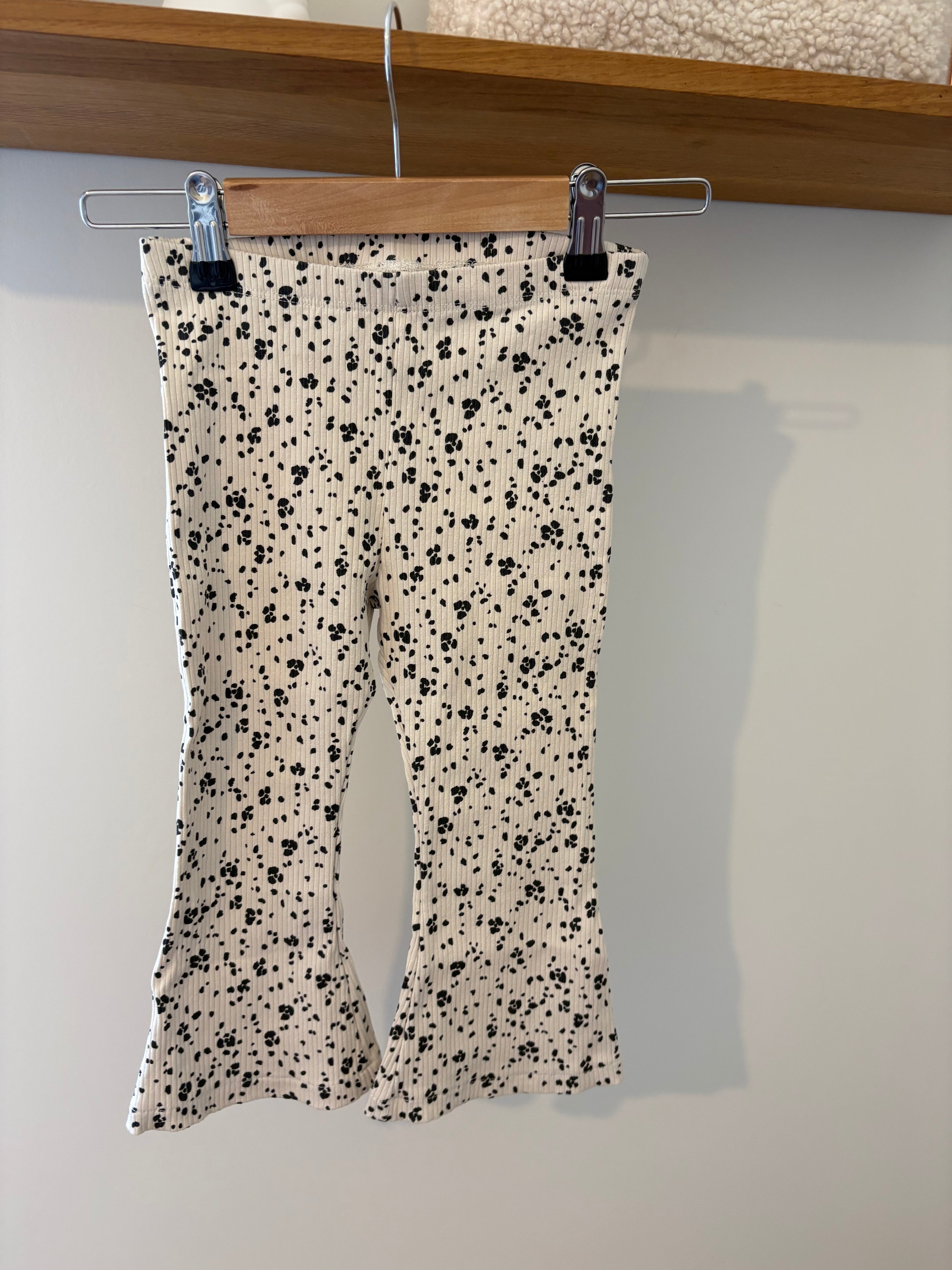 Hema - flared legging - 98