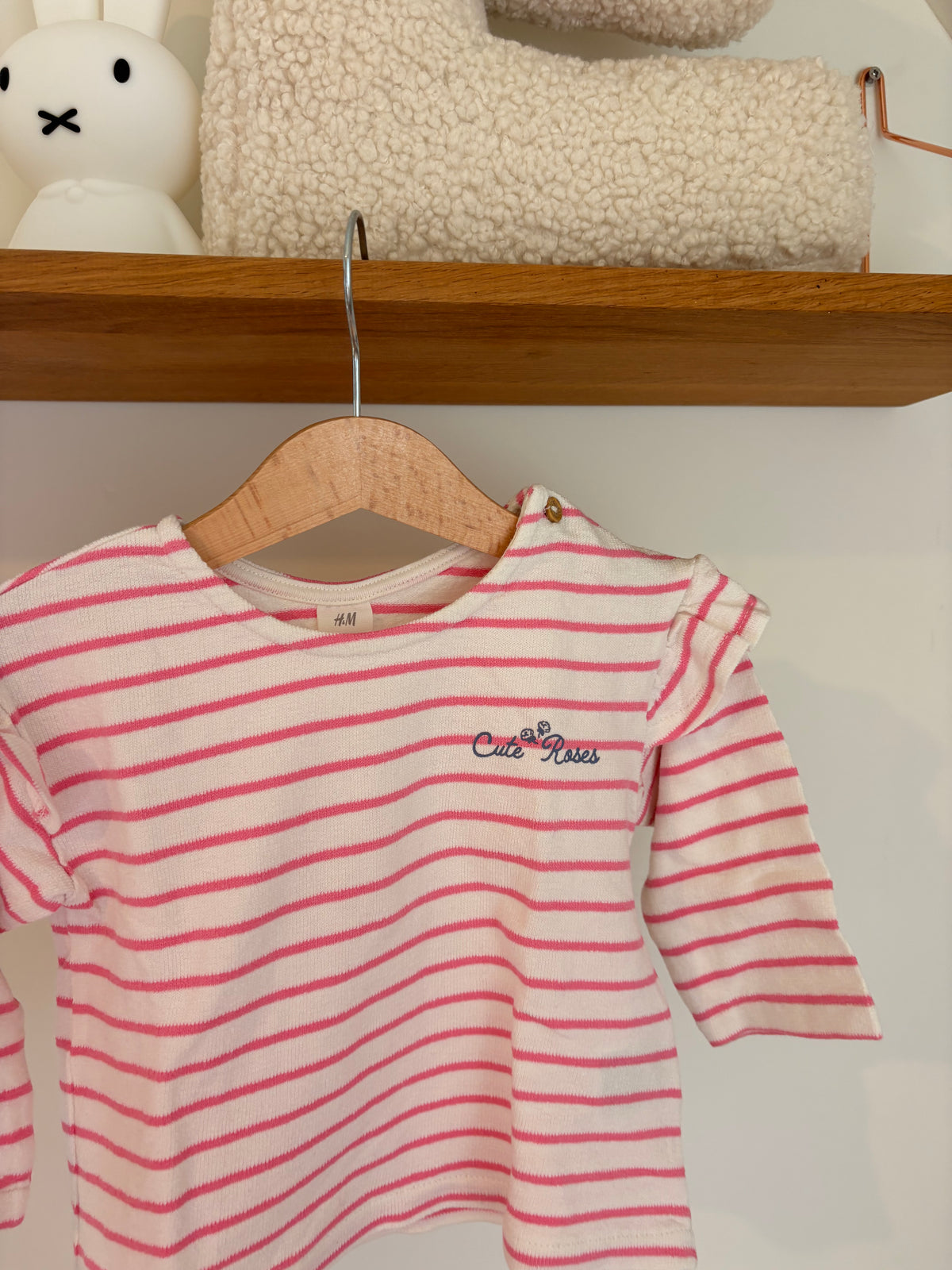 H&M - truitje strepen roze - 80