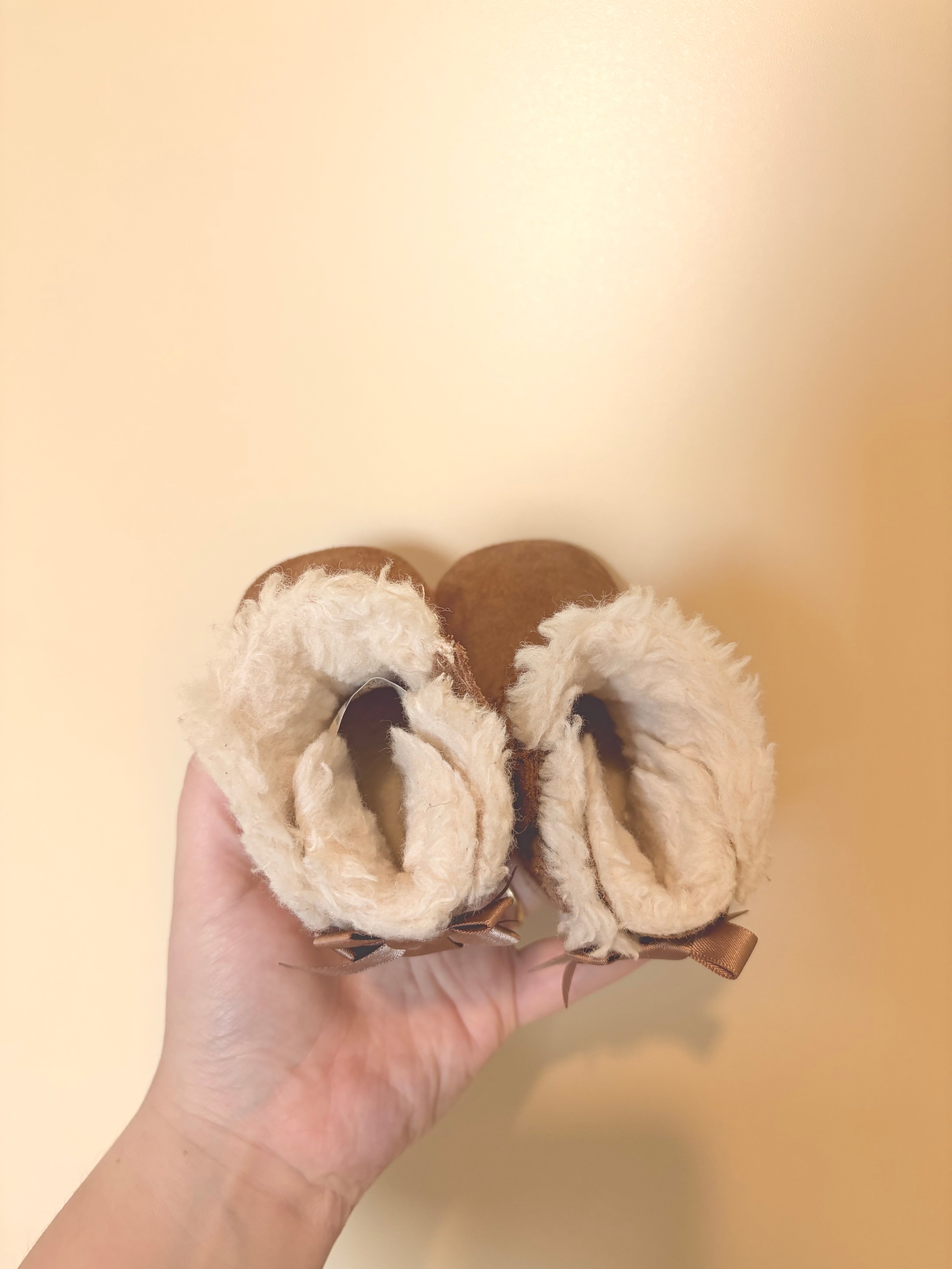 UGG - bruine mini's - 16