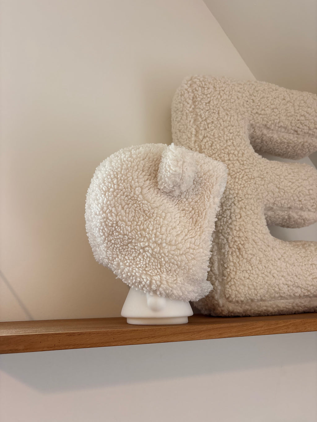 Tartine et Chocolat - witte teddy muts met drukknop - T2