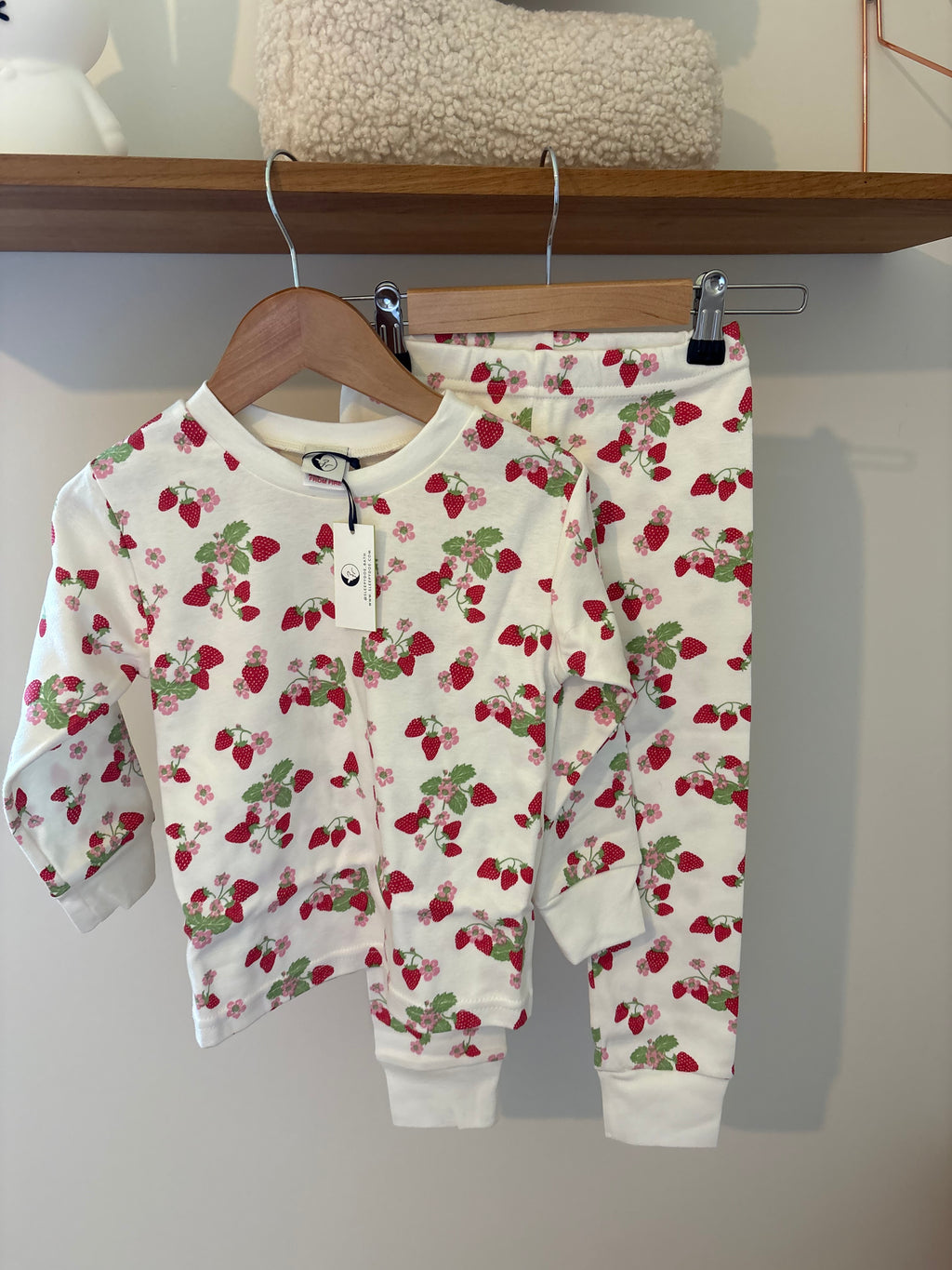 Sleepy Doe - Pyjama setje aardbeien - 3/4 (nieuw) (2)