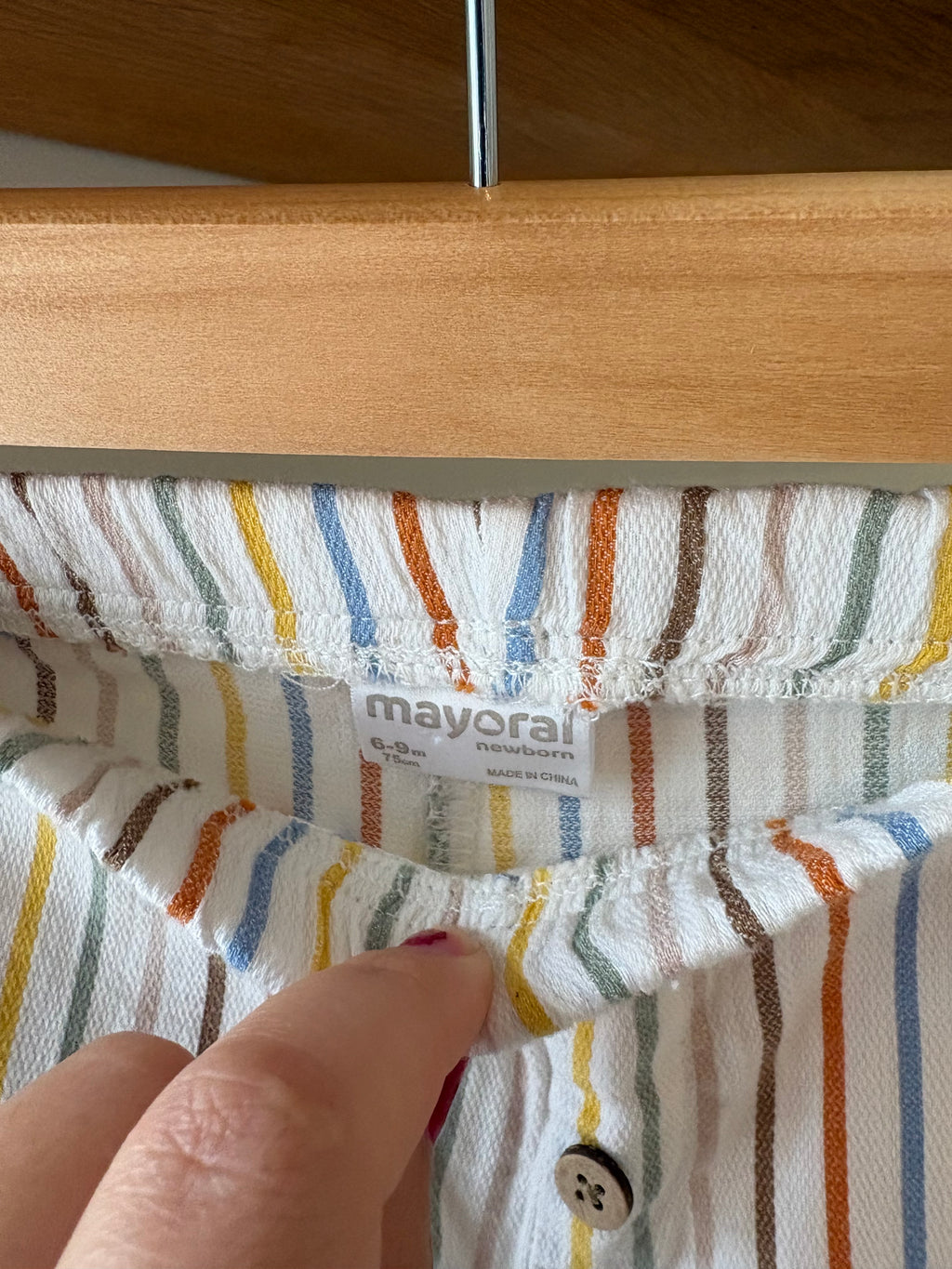Mayoral - shortje gekleurde strepen - 9M