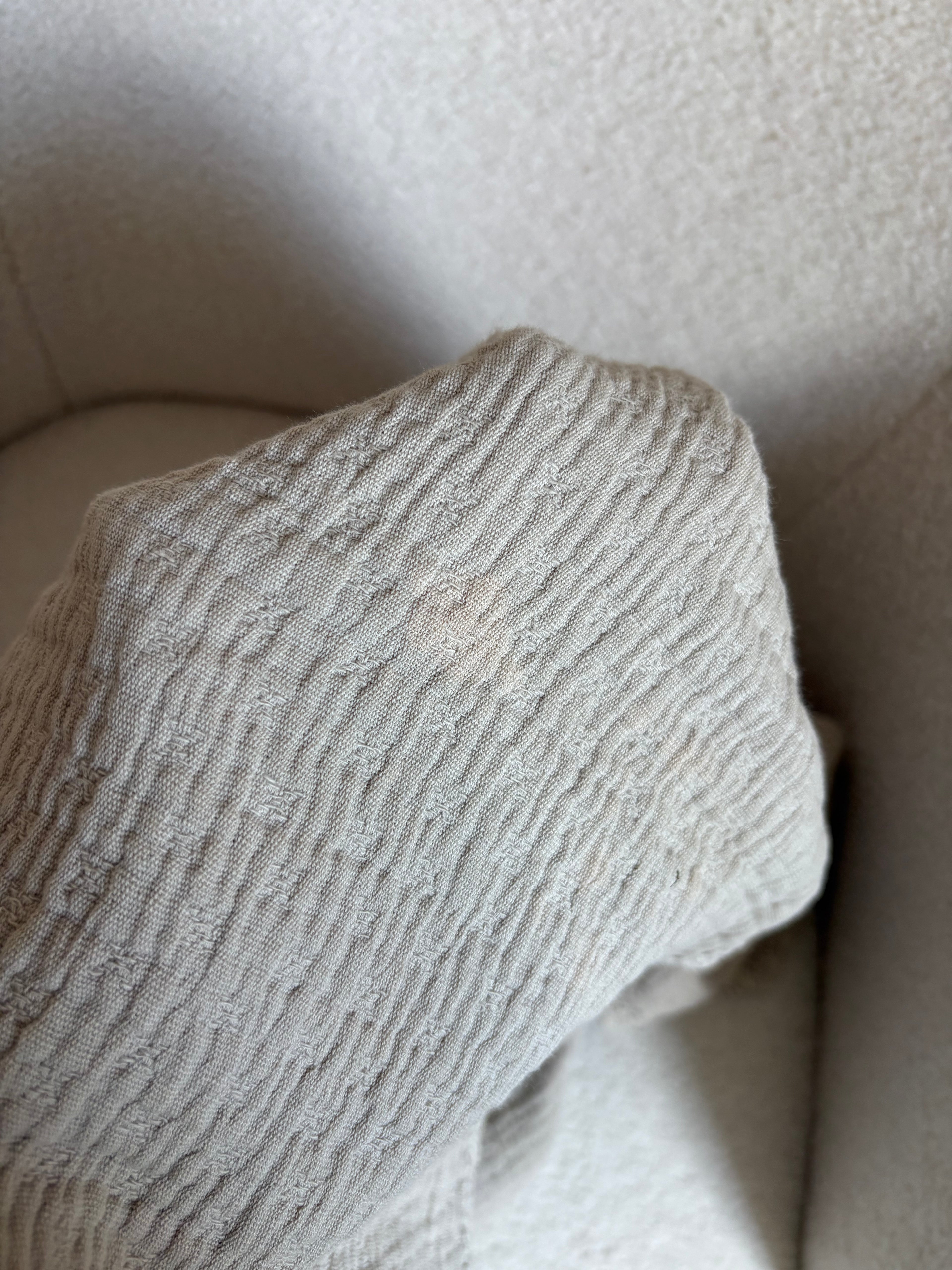 Koeka - beige dekentje in katoen - 75cmx100cm (klein vlekje)