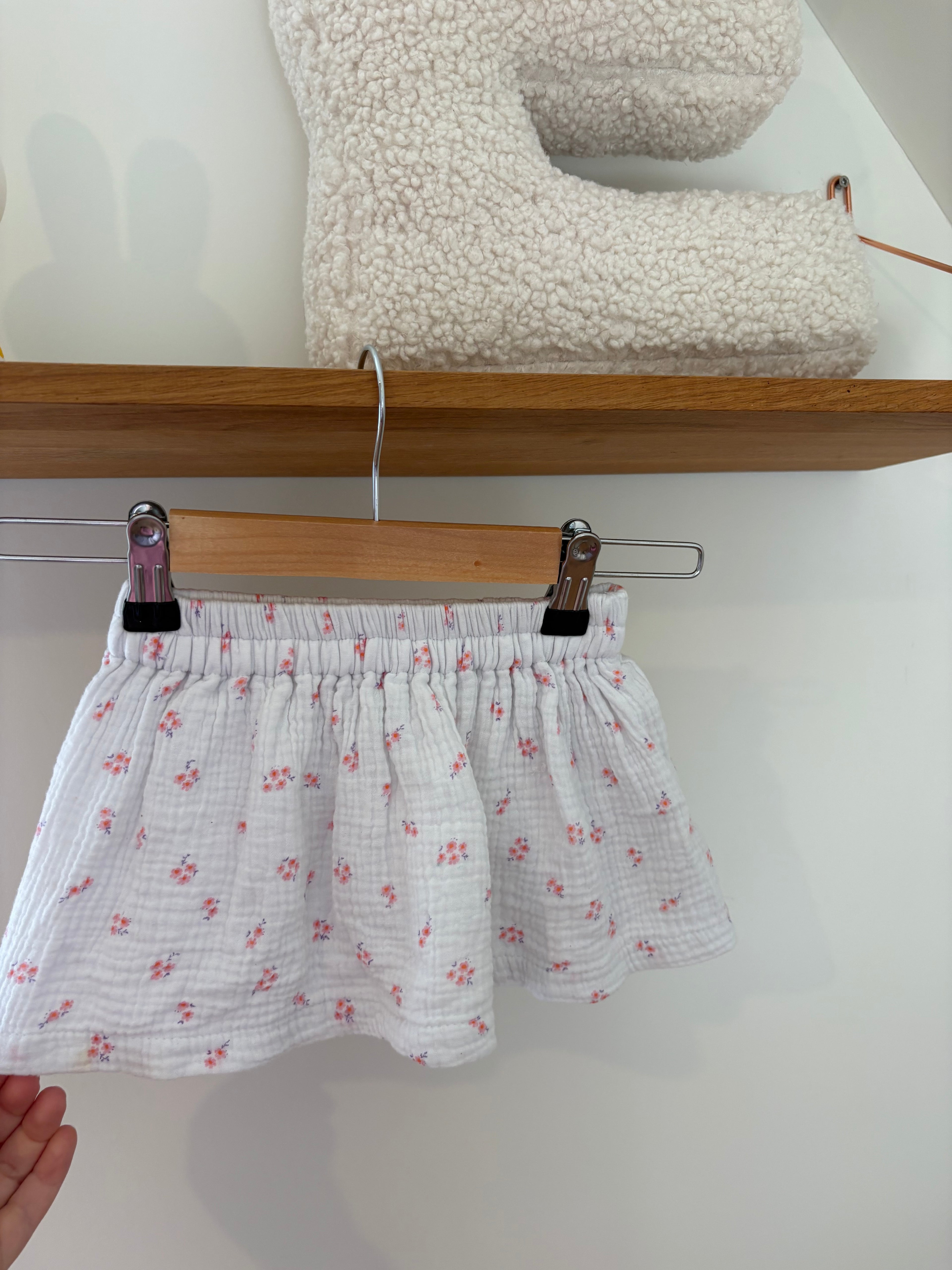 Girls & Skirts - wit rokje - 92