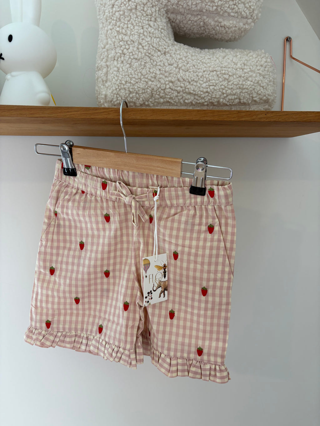 Floess - short met aardbeien - 116