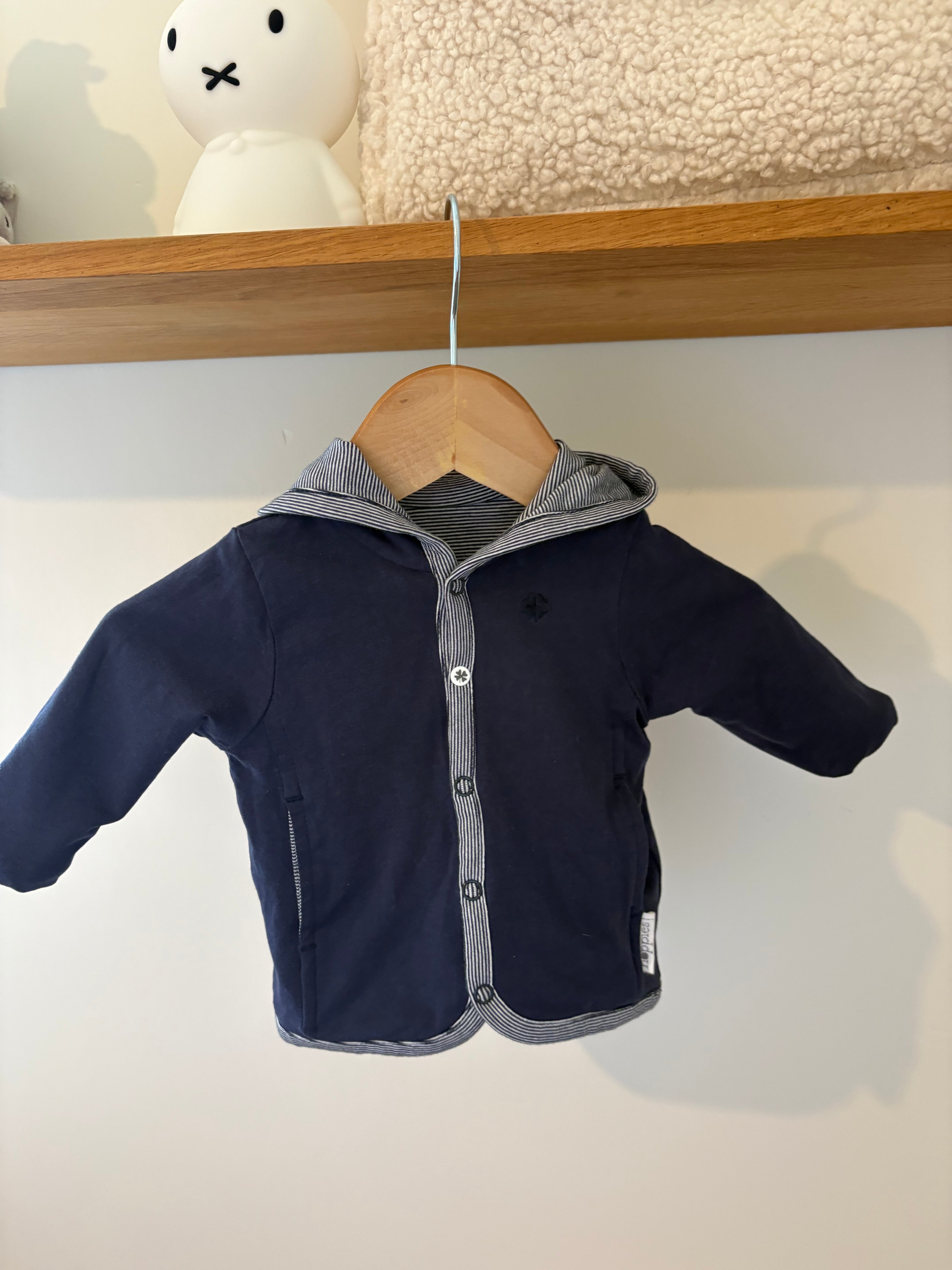 Noppies - marineblauw reversible jasje - 56