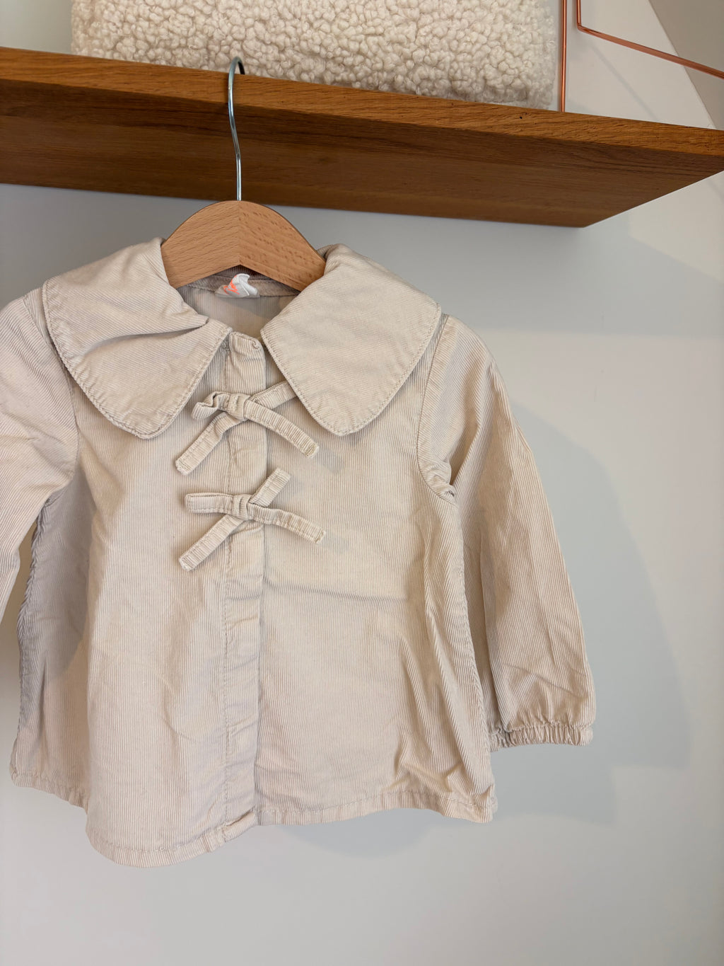 Hema - beige blousje met strikje - 86