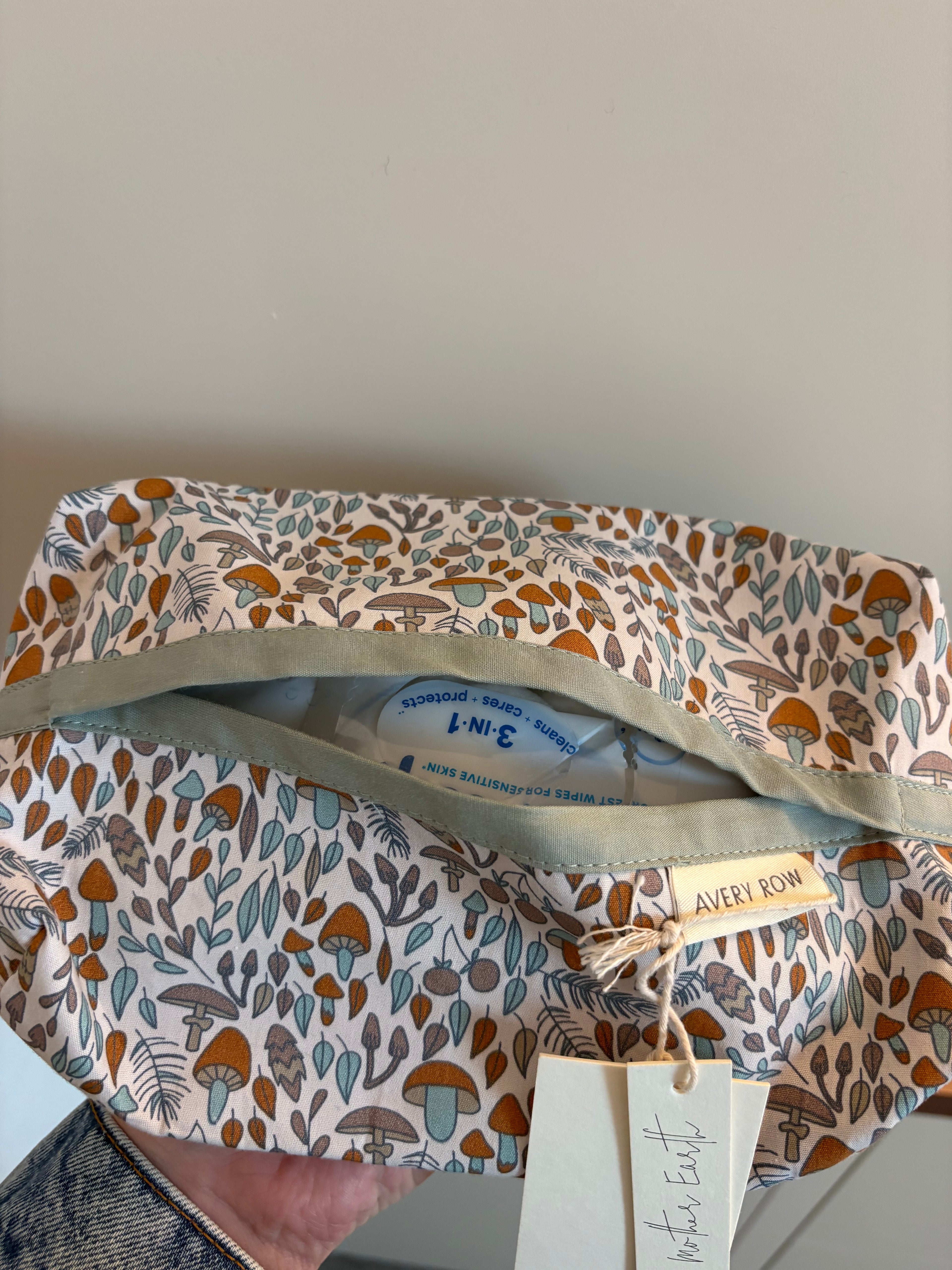 Avery Row -  baby wipes zakje