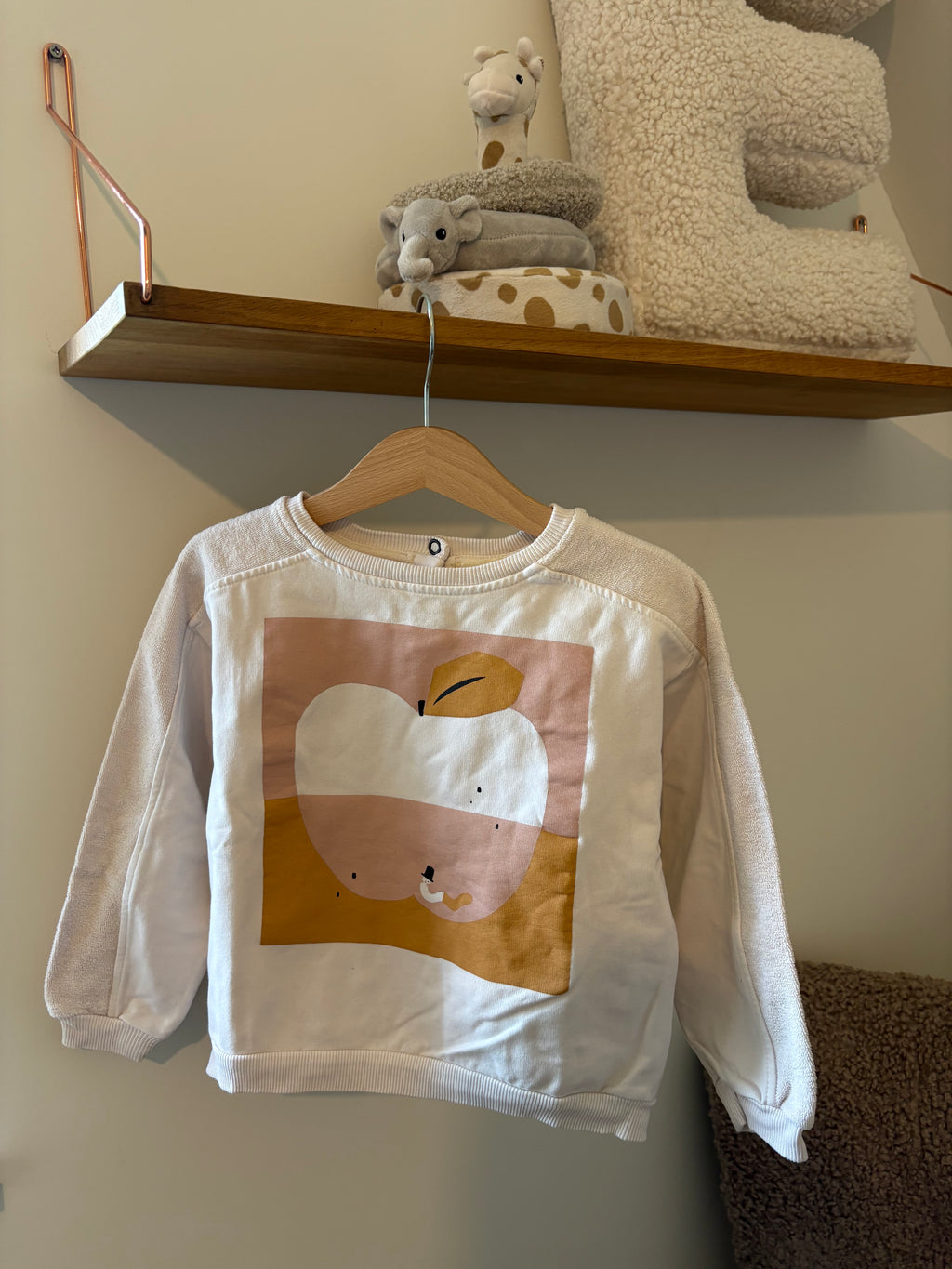 Babyclic - Trui met appel - 86 Babyclic