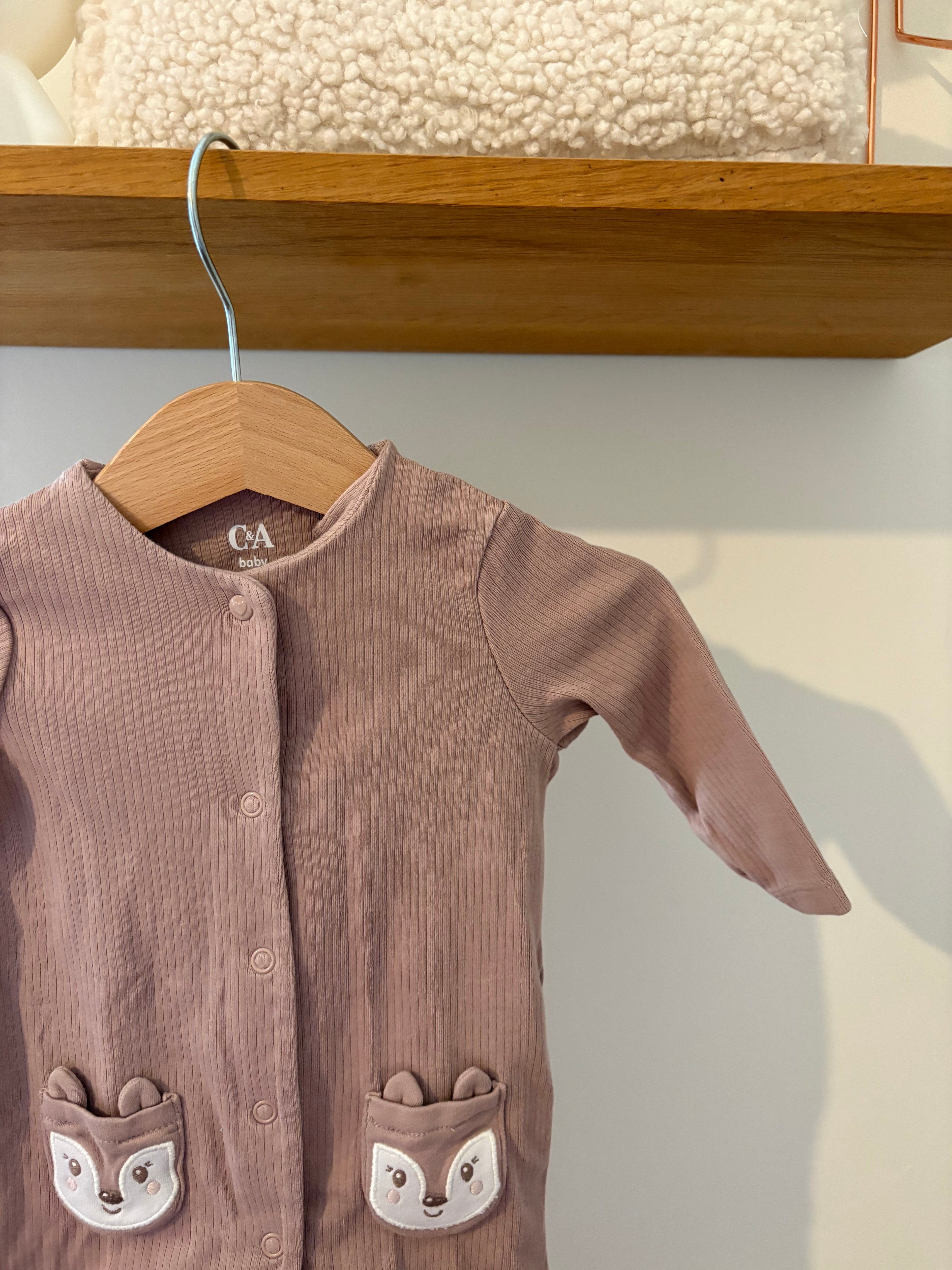 C&A - roze pyjama met diertjes - 62