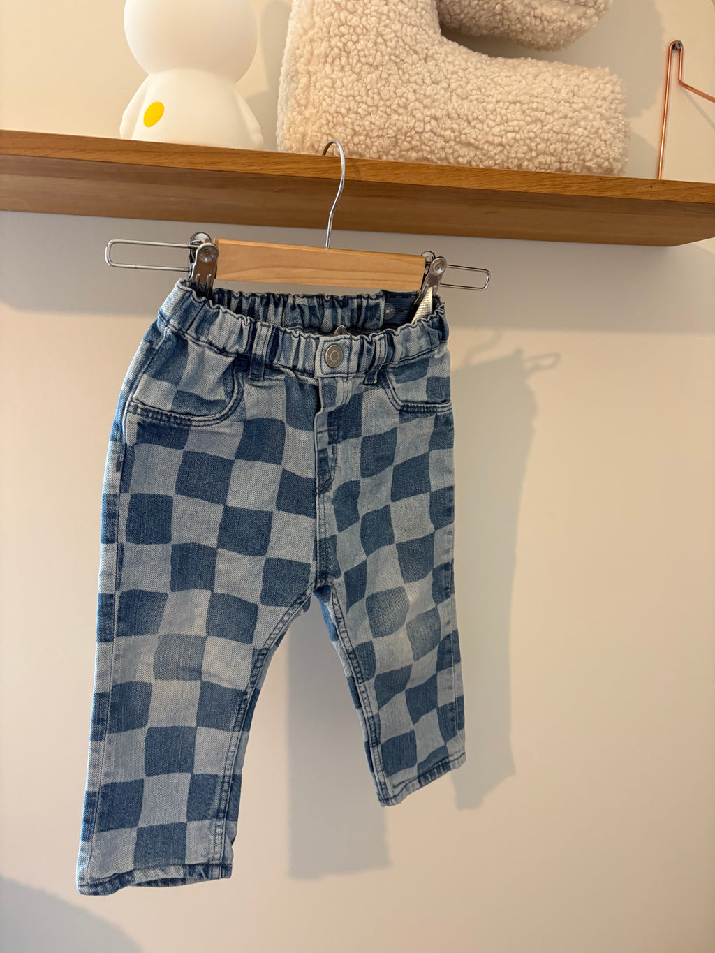 H&M - leuke jeans - 86 (vlekje)