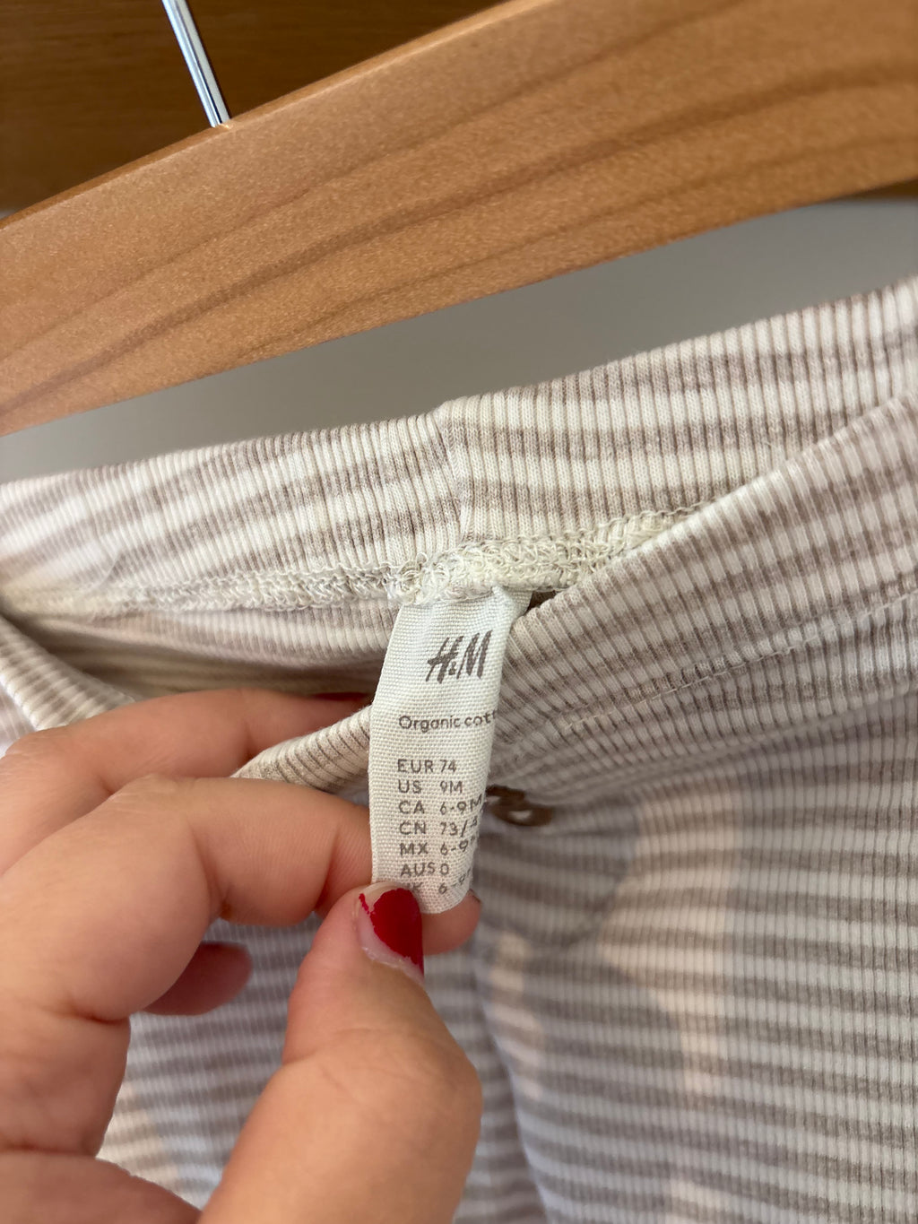 H&M - katoenen broekje - 74