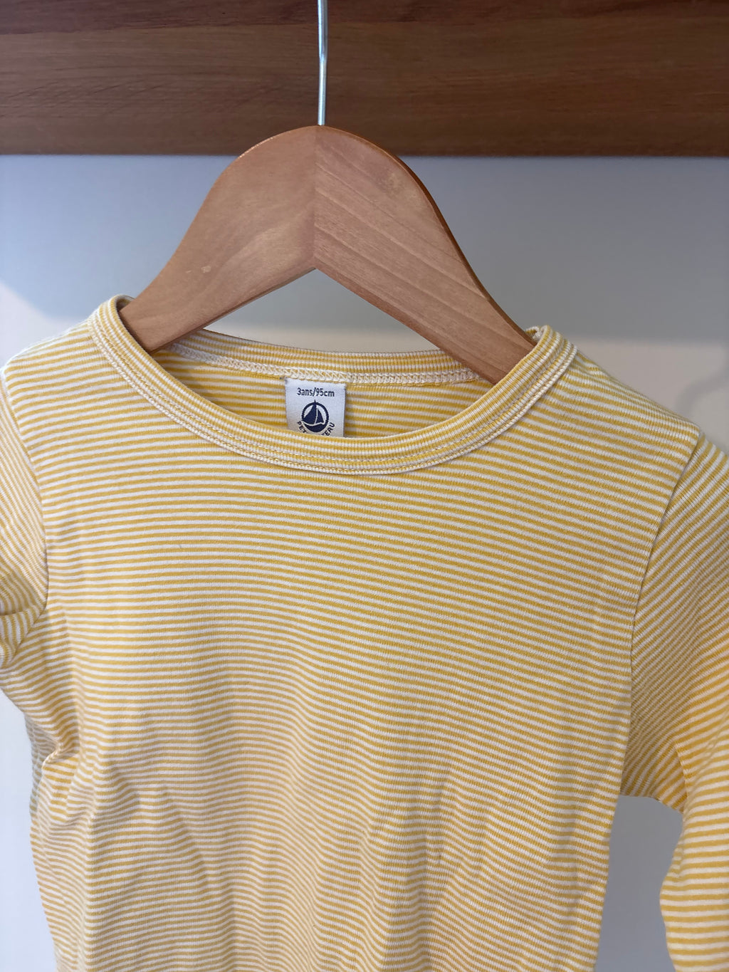 Petit Bateau - pyjamatop geel - 95