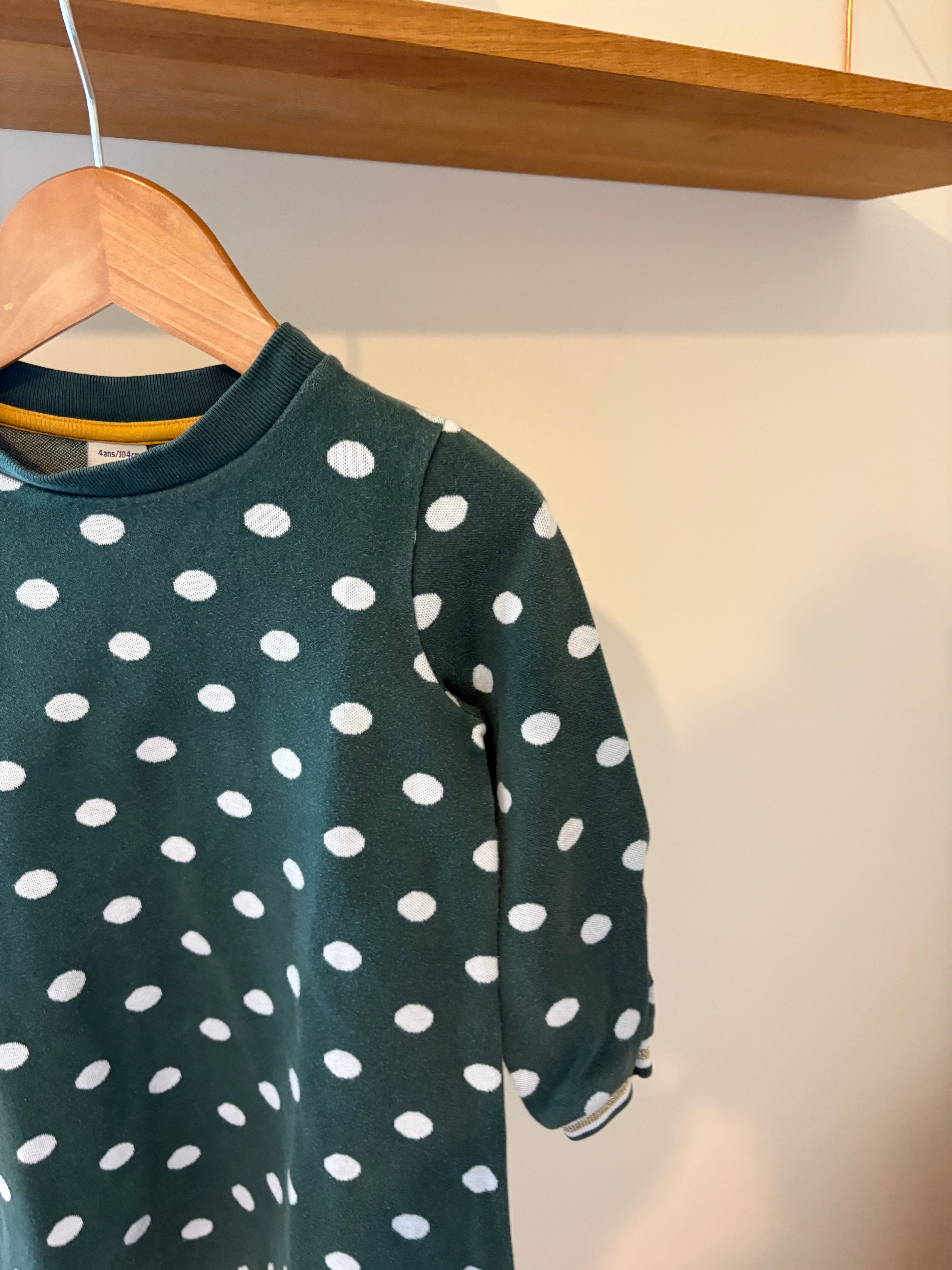 Petit Bateau - kleedje met bollen - 104