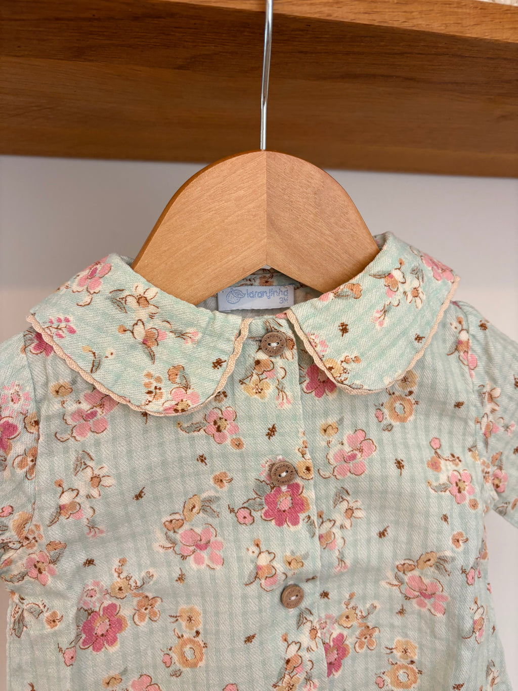 Laranjinha - muntgroen blouse bloemen - 3M