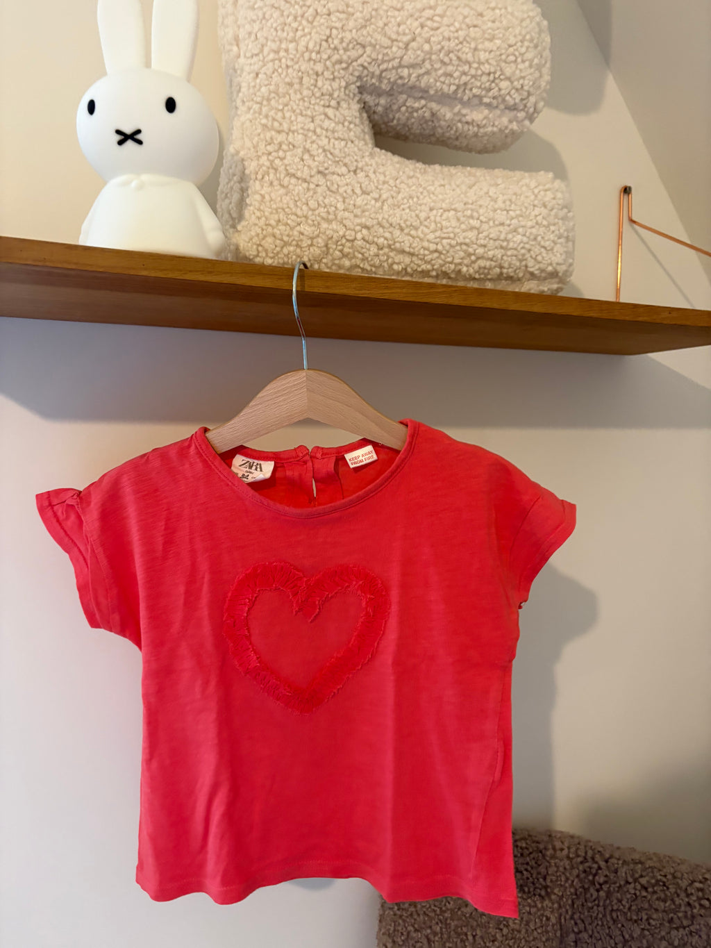 Zara - tshirt hartje - 98