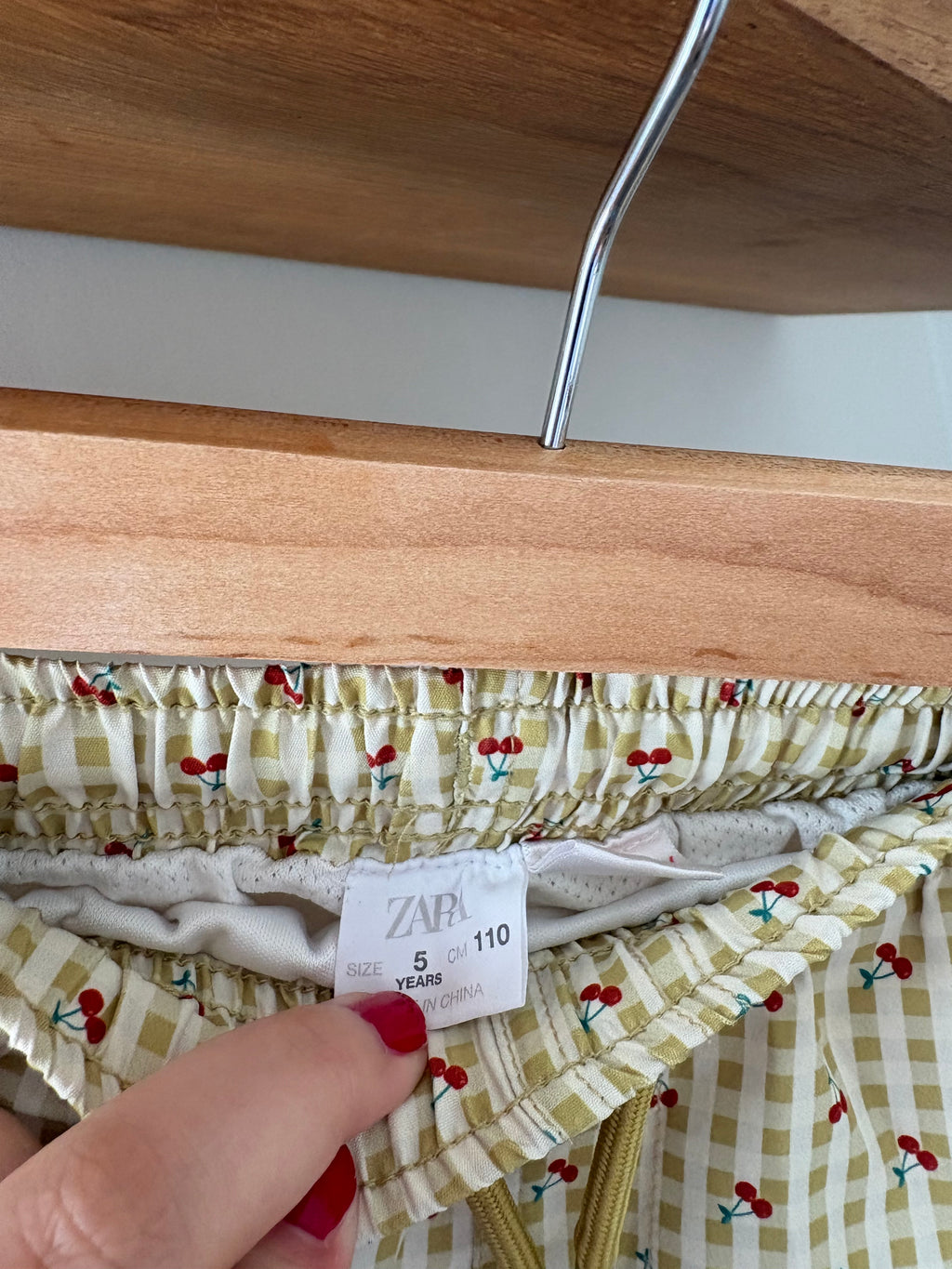 Zara - zwembroek kersjes - 5Y