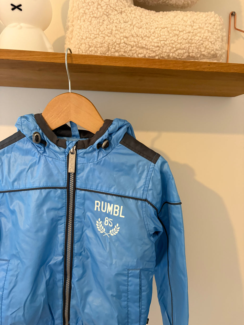 Rumbl - regenjasje - 4/5Y
