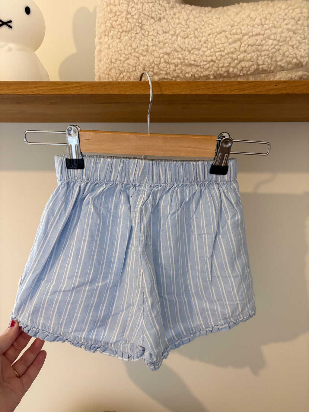 Laranjinha- lichtblauwe short - 3Y