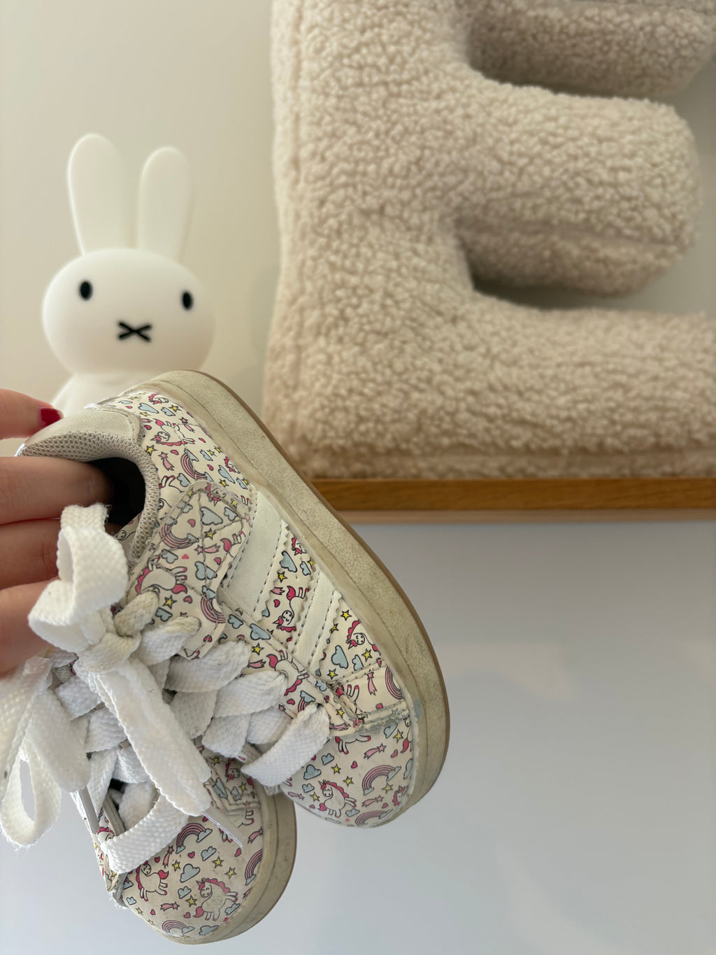 Sneakers - 25