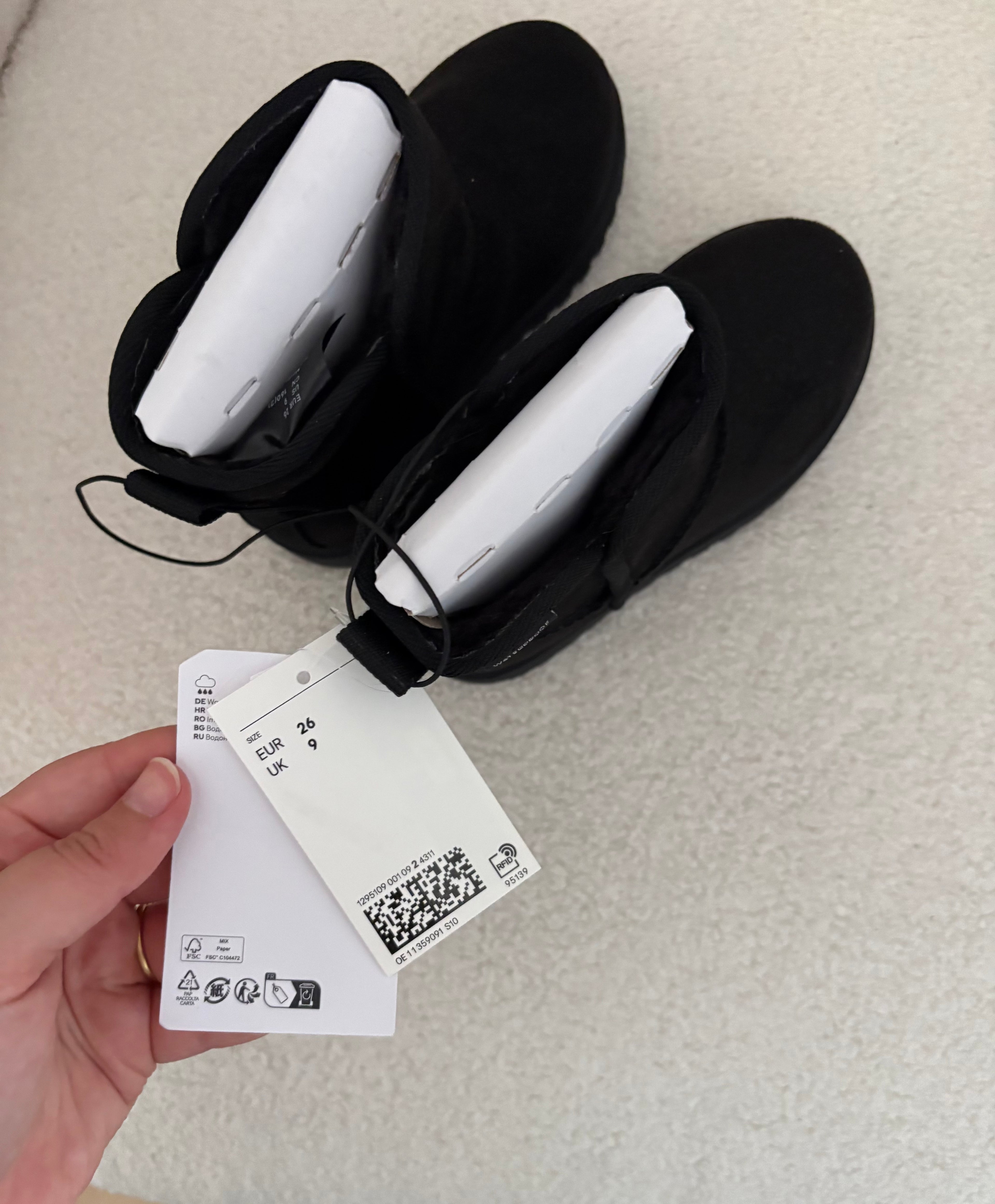 H&M - zwarte winterbotjes in stof - 26