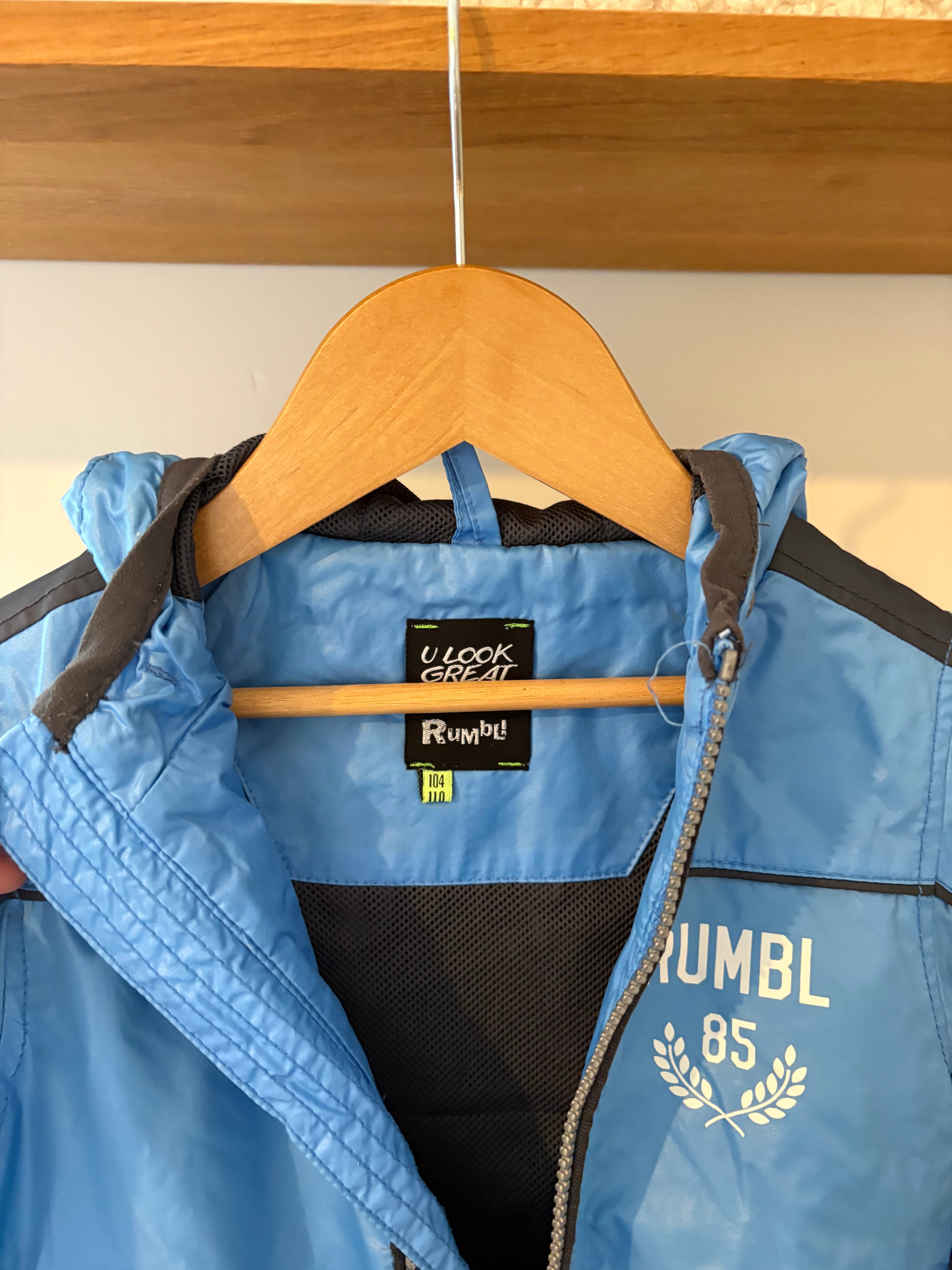 Rumbl - regenjasje - 4/5Y
