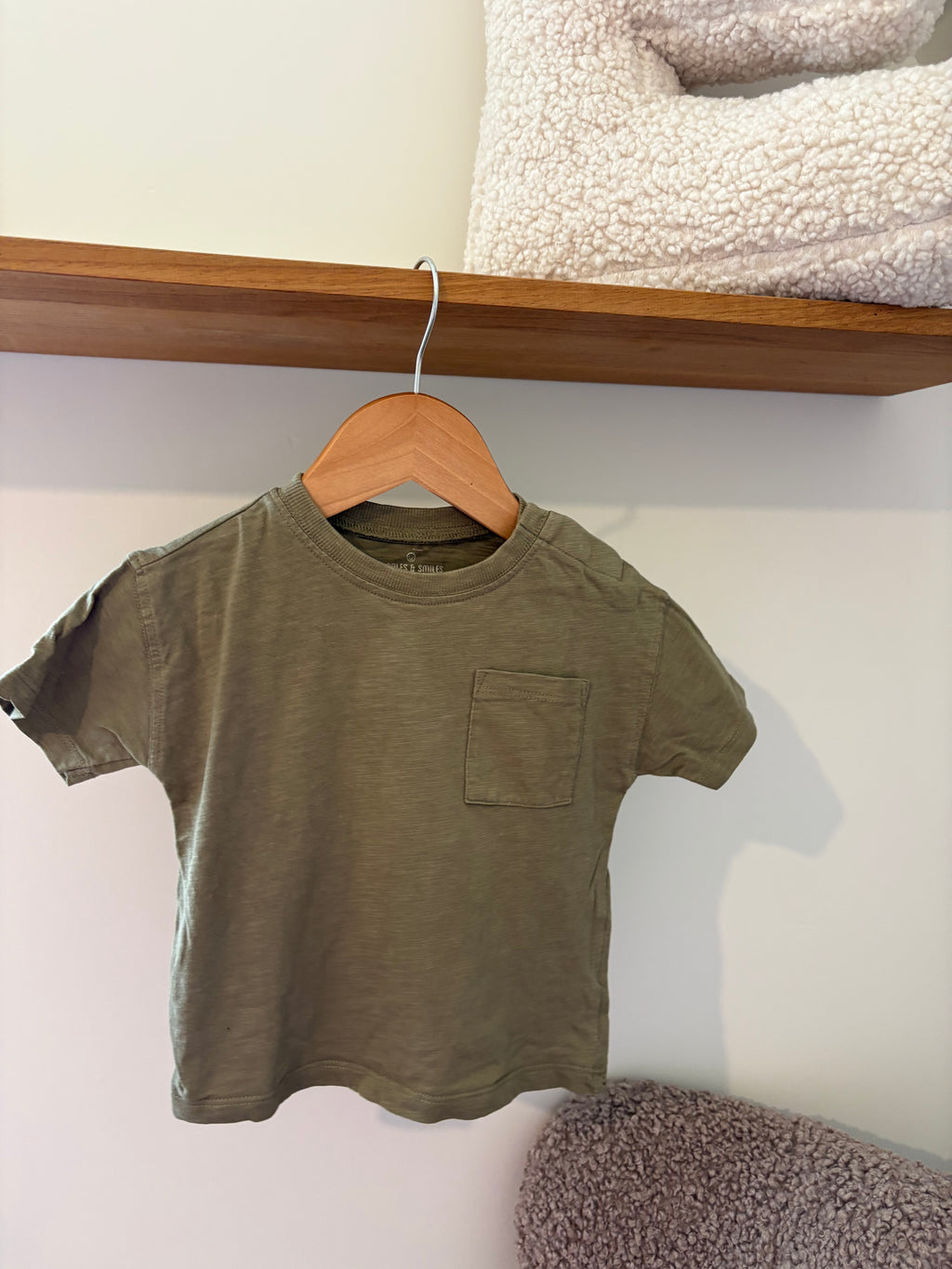 JBC - kaki tshirt - 18M