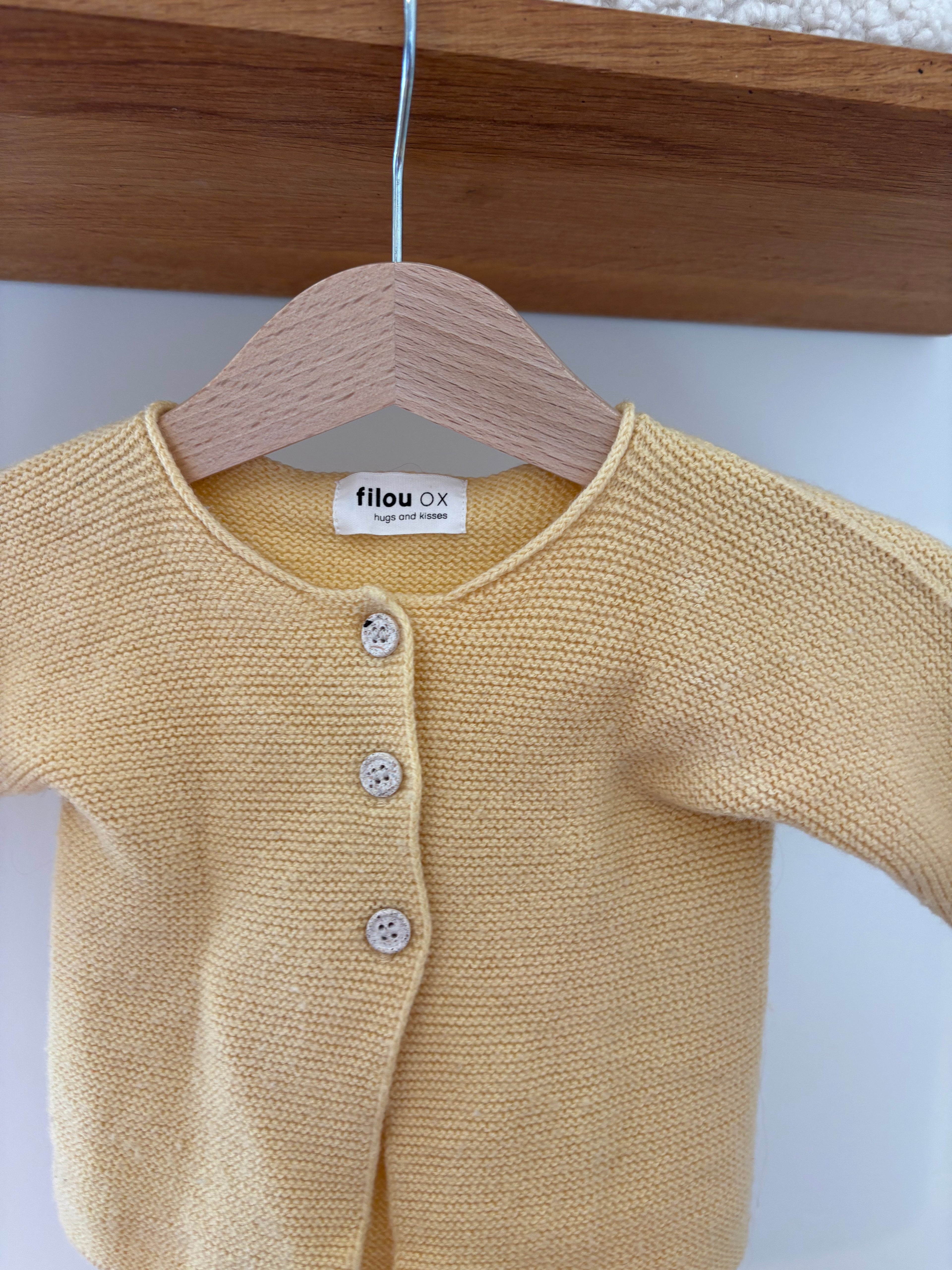 Filou& Friends - geel merinowool truitje - 1/4M