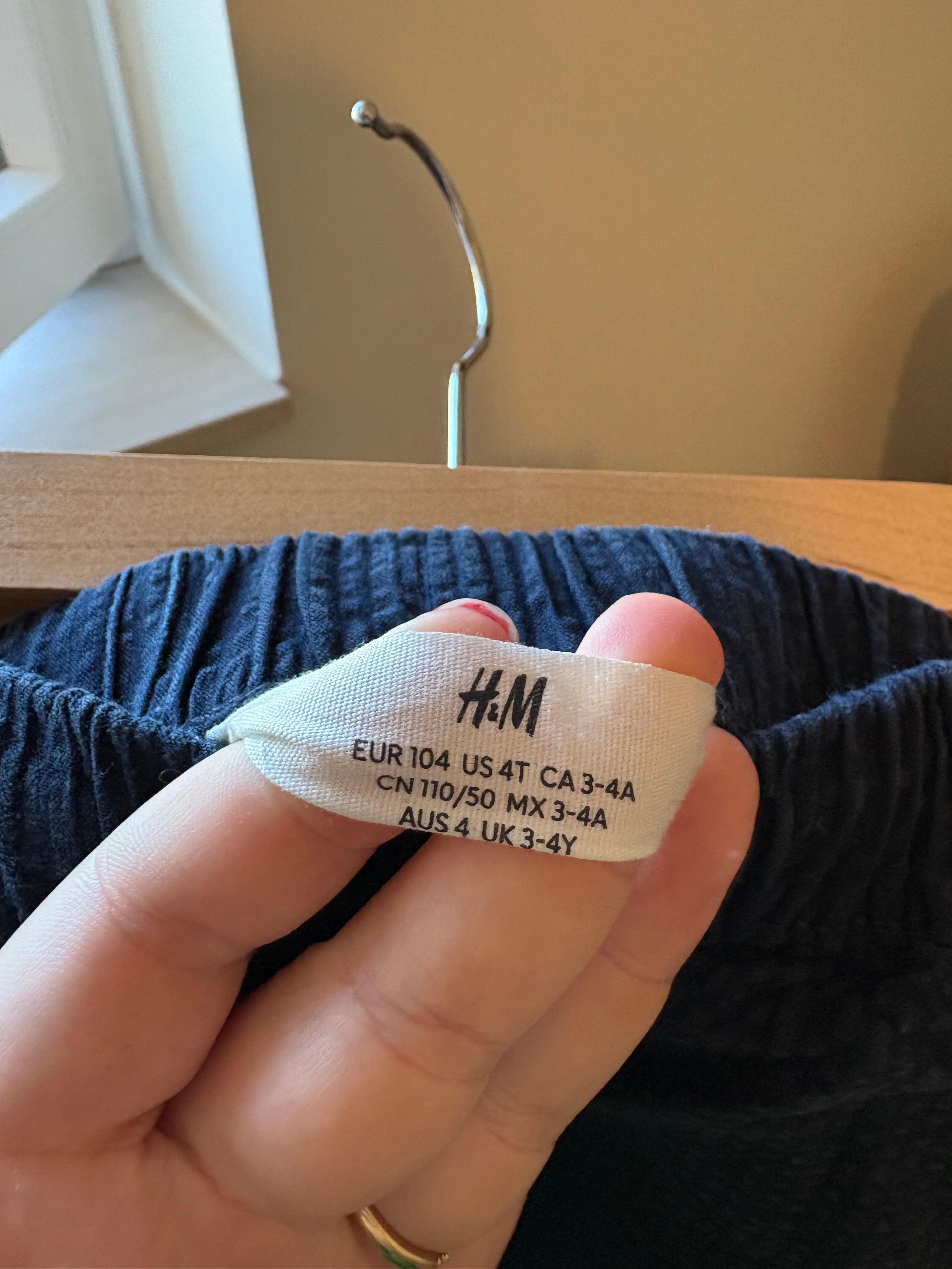 H&M - leuke cargobroek - 4Y