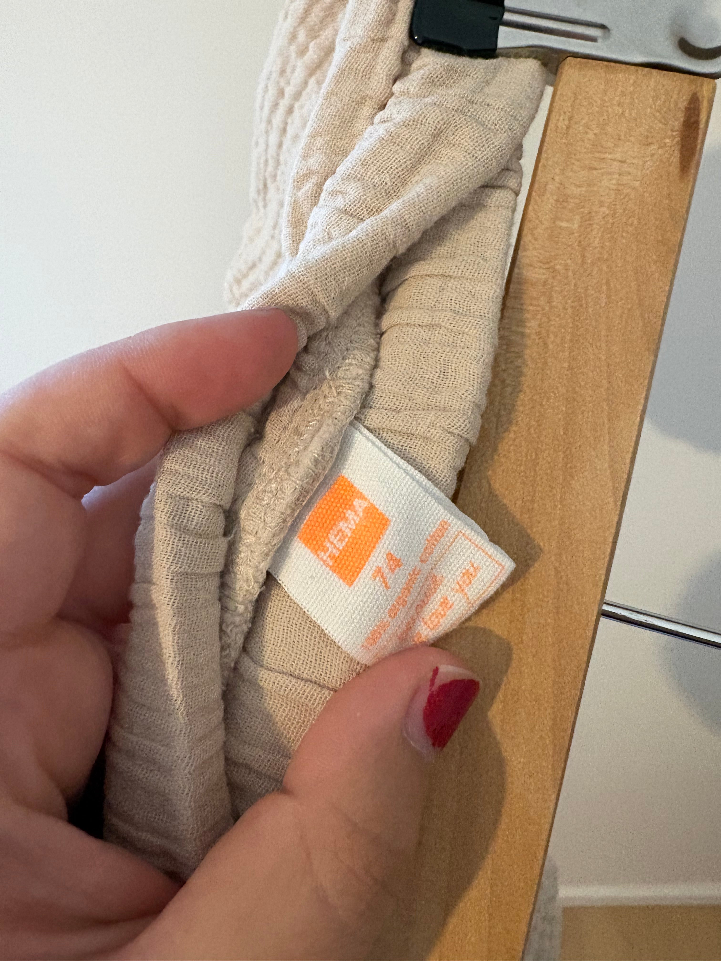 Hema - beige tetra shortje - 74