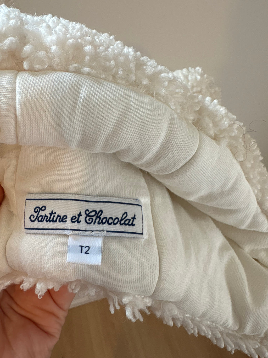 Tartine et Chocolat - witte teddy muts met drukknop - T2