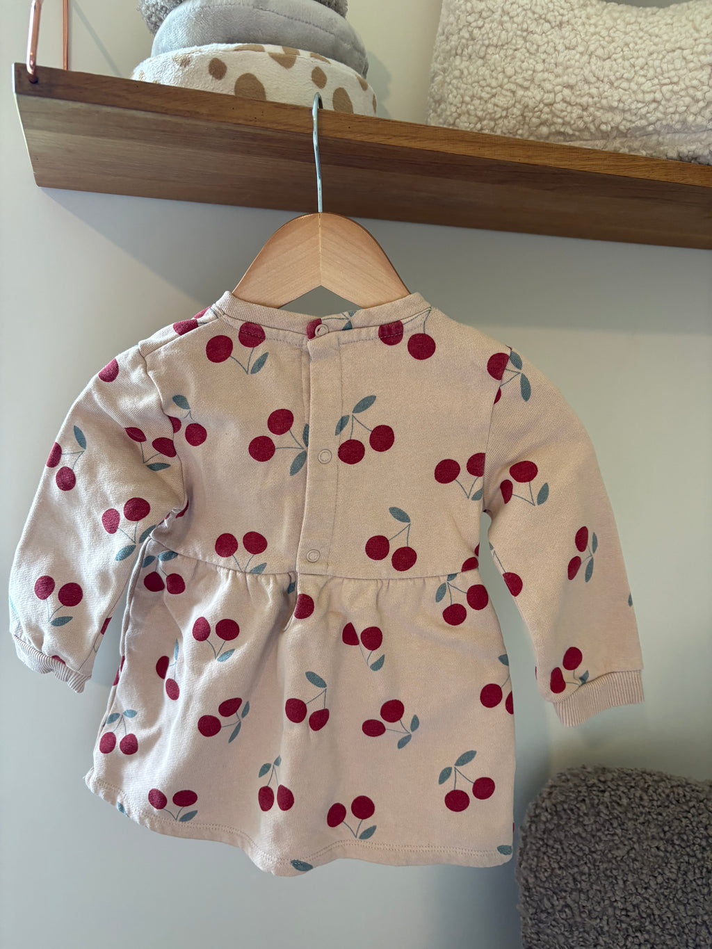Kiabi - jurkje cherry - 18M