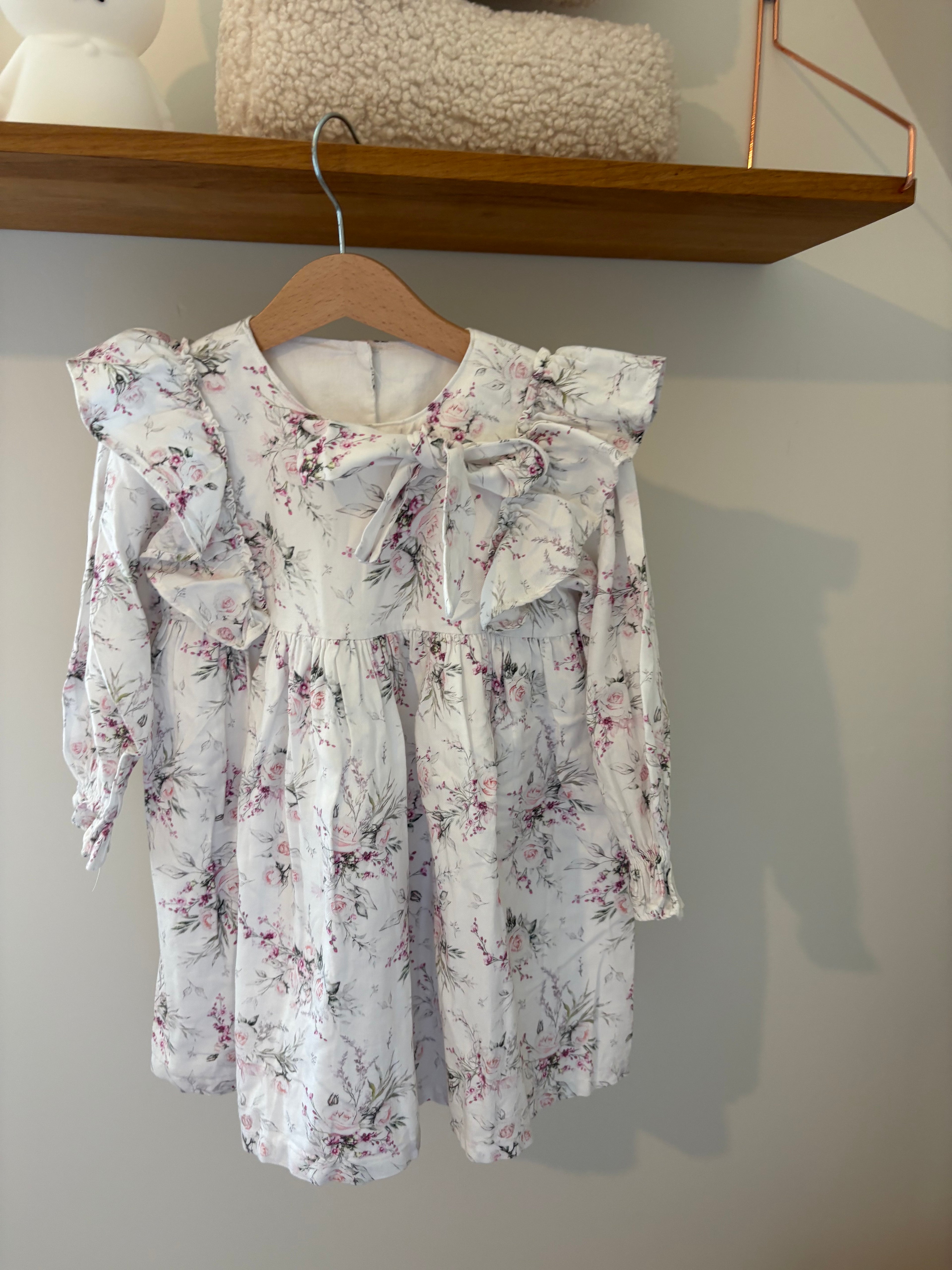 Cordel - wit jurkje met bloemen - 4Y