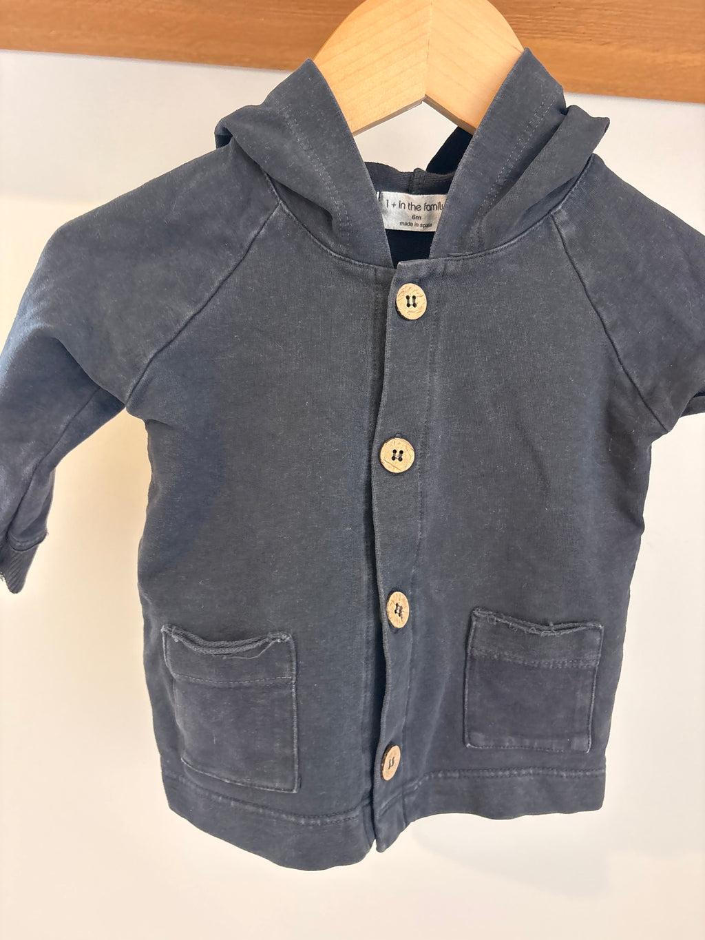 1+ In the Family - truitje met kap - 6M