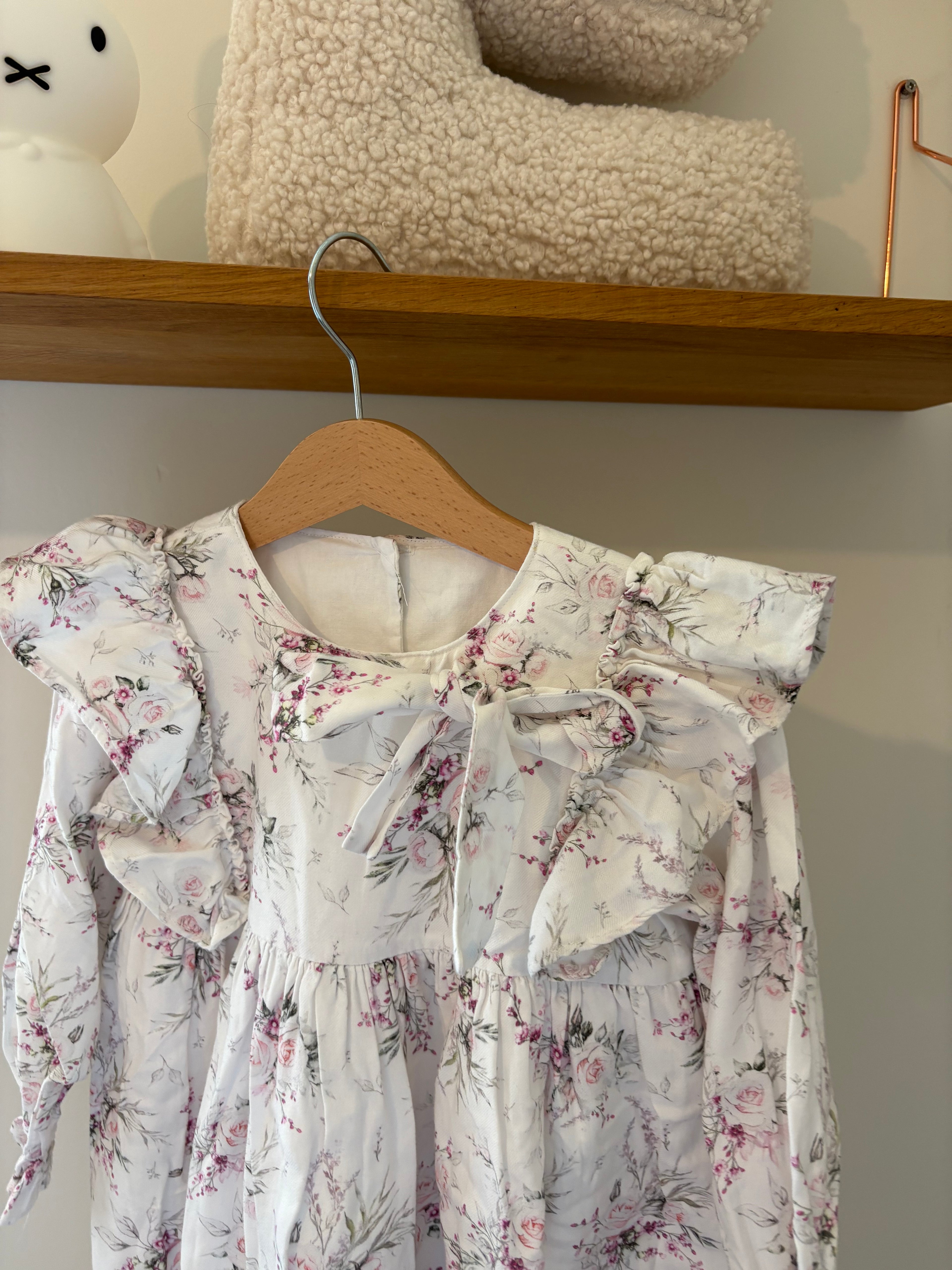 Cordel - wit jurkje met bloemen - 4Y