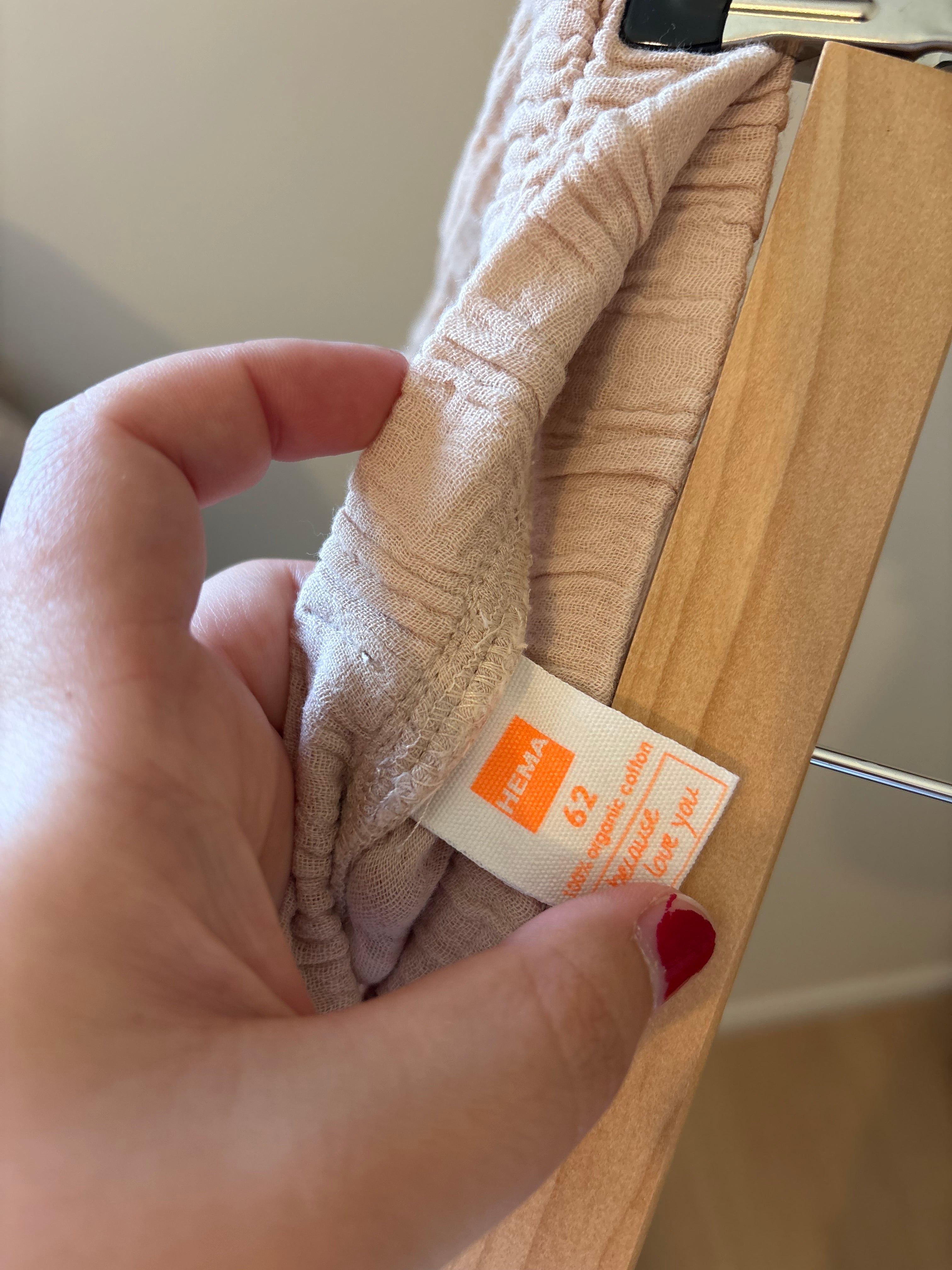 Hema - beige tetra short -62