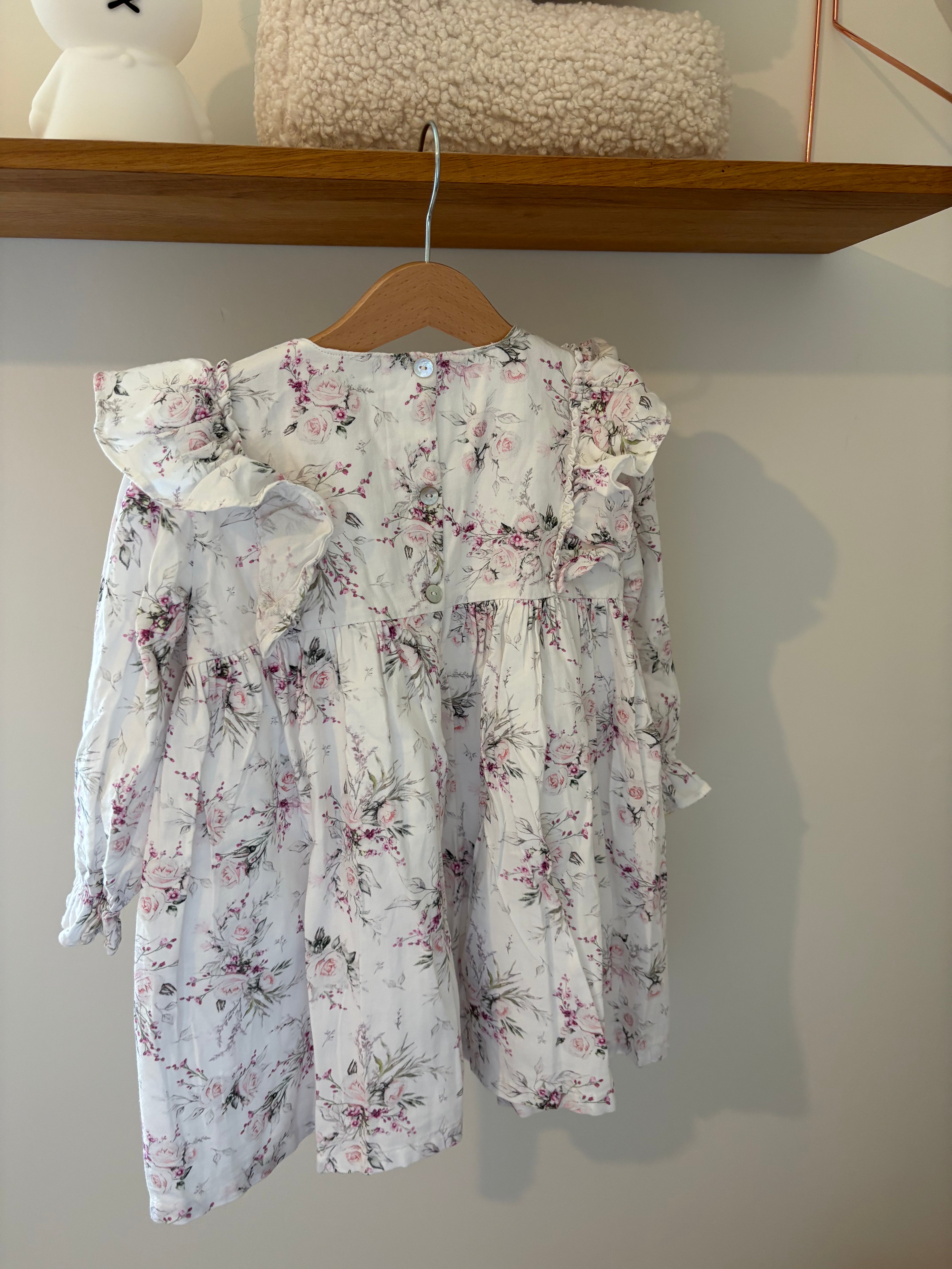 Cordel - wit jurkje met bloemen - 4Y