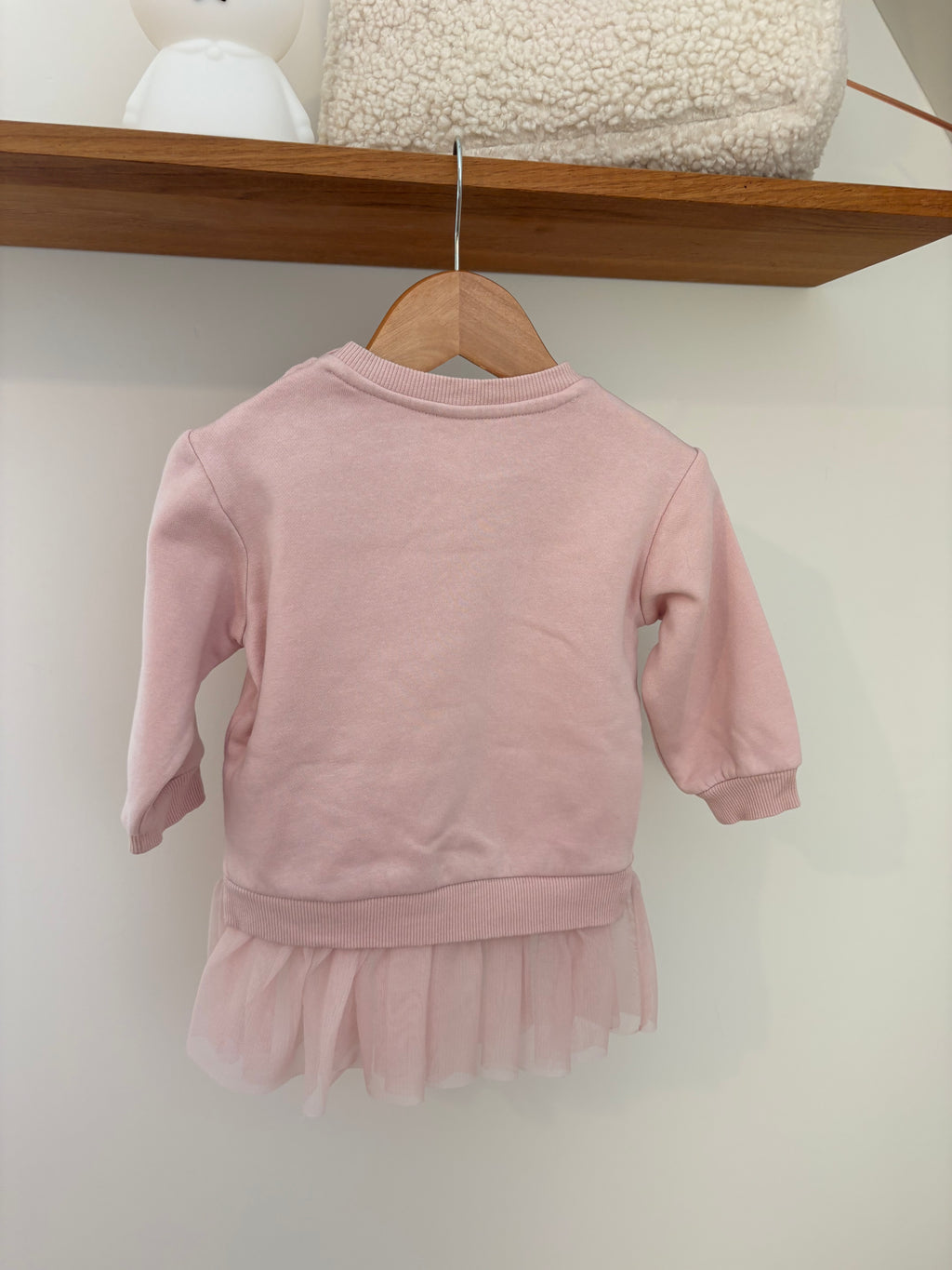 H&M- sweaterjurkje met tule - 80