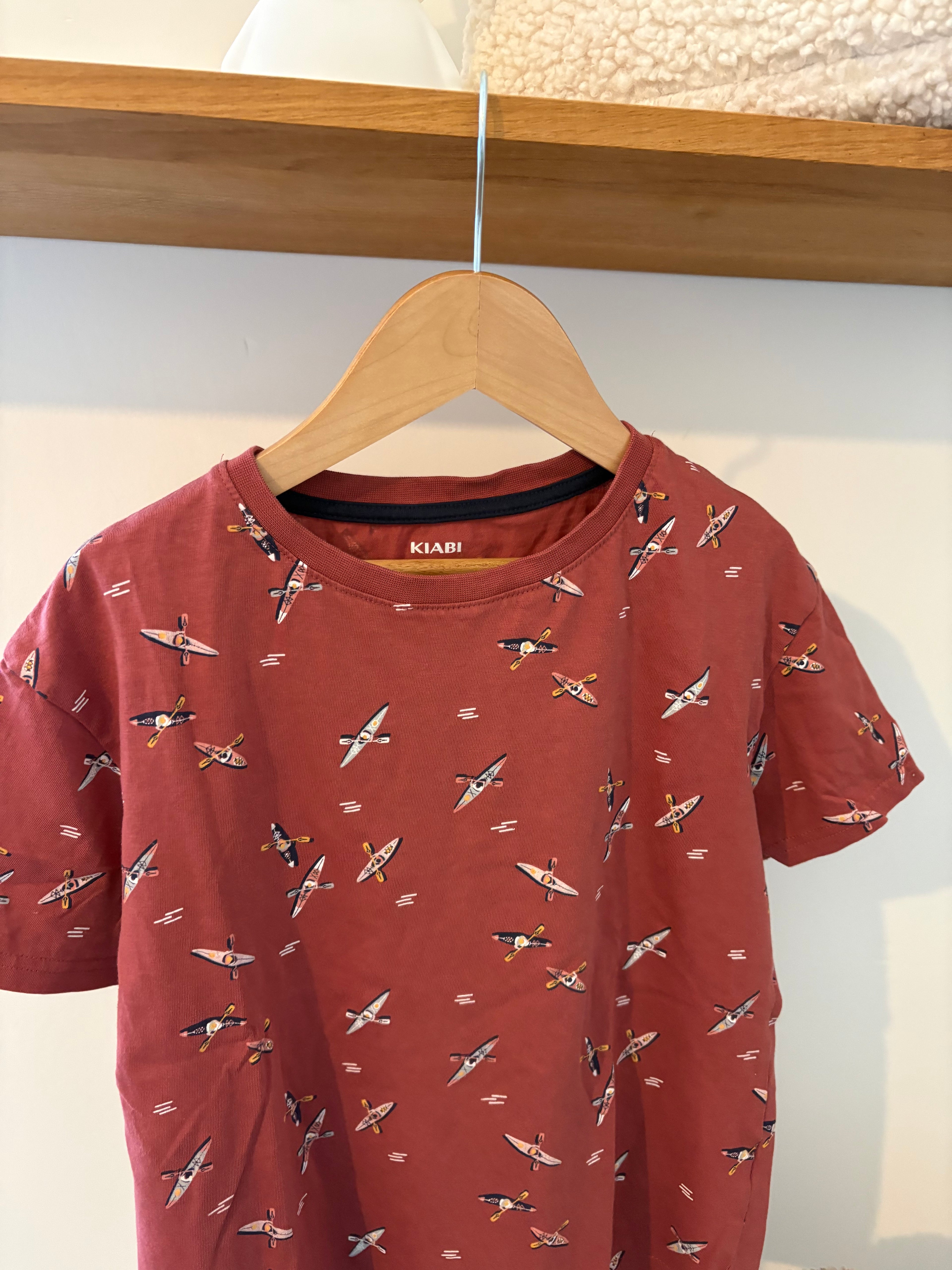 Kiabi - tshirt bootjes rood - 8Y