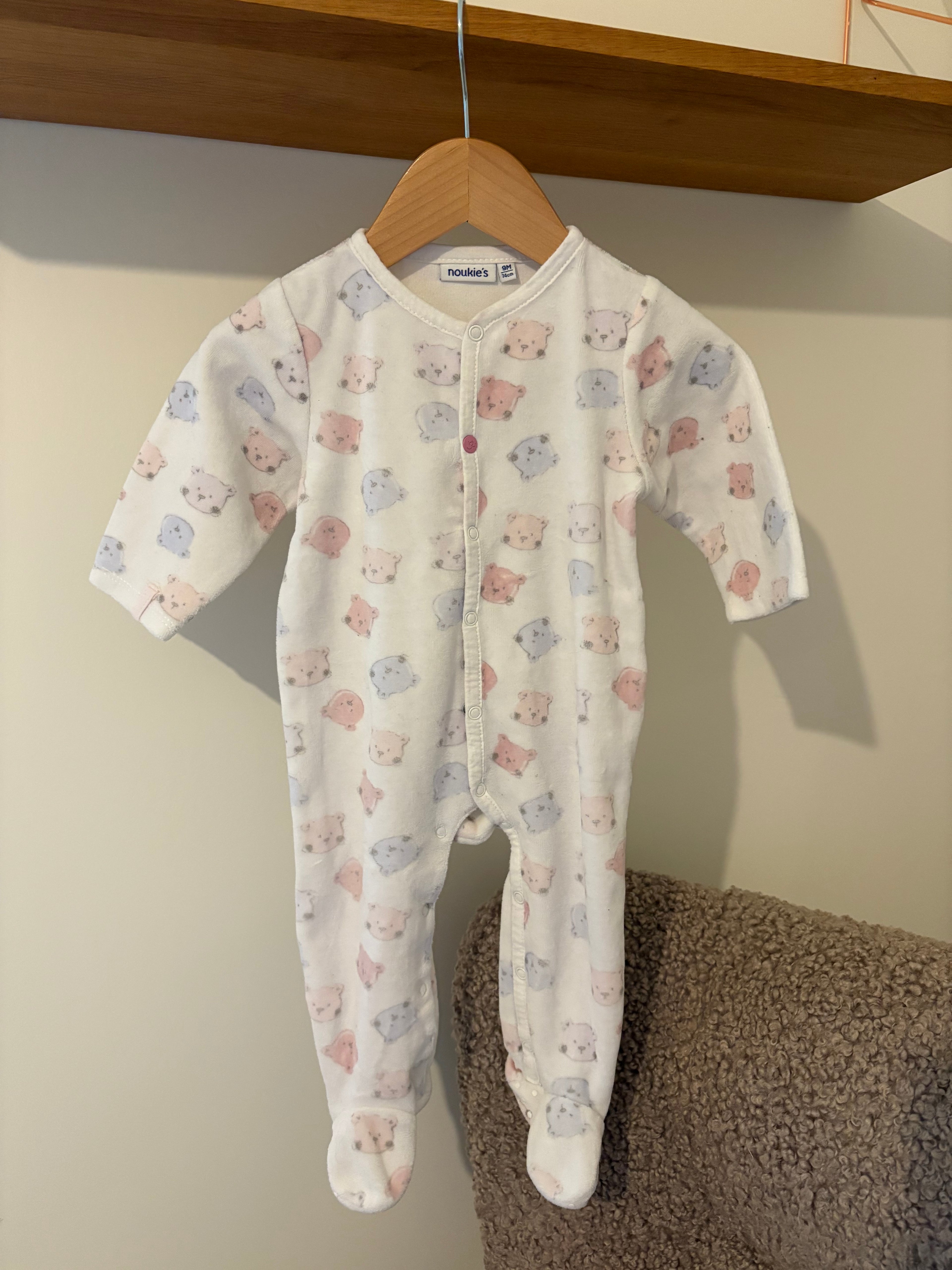 Noukies - pyjama beertjes- 74
