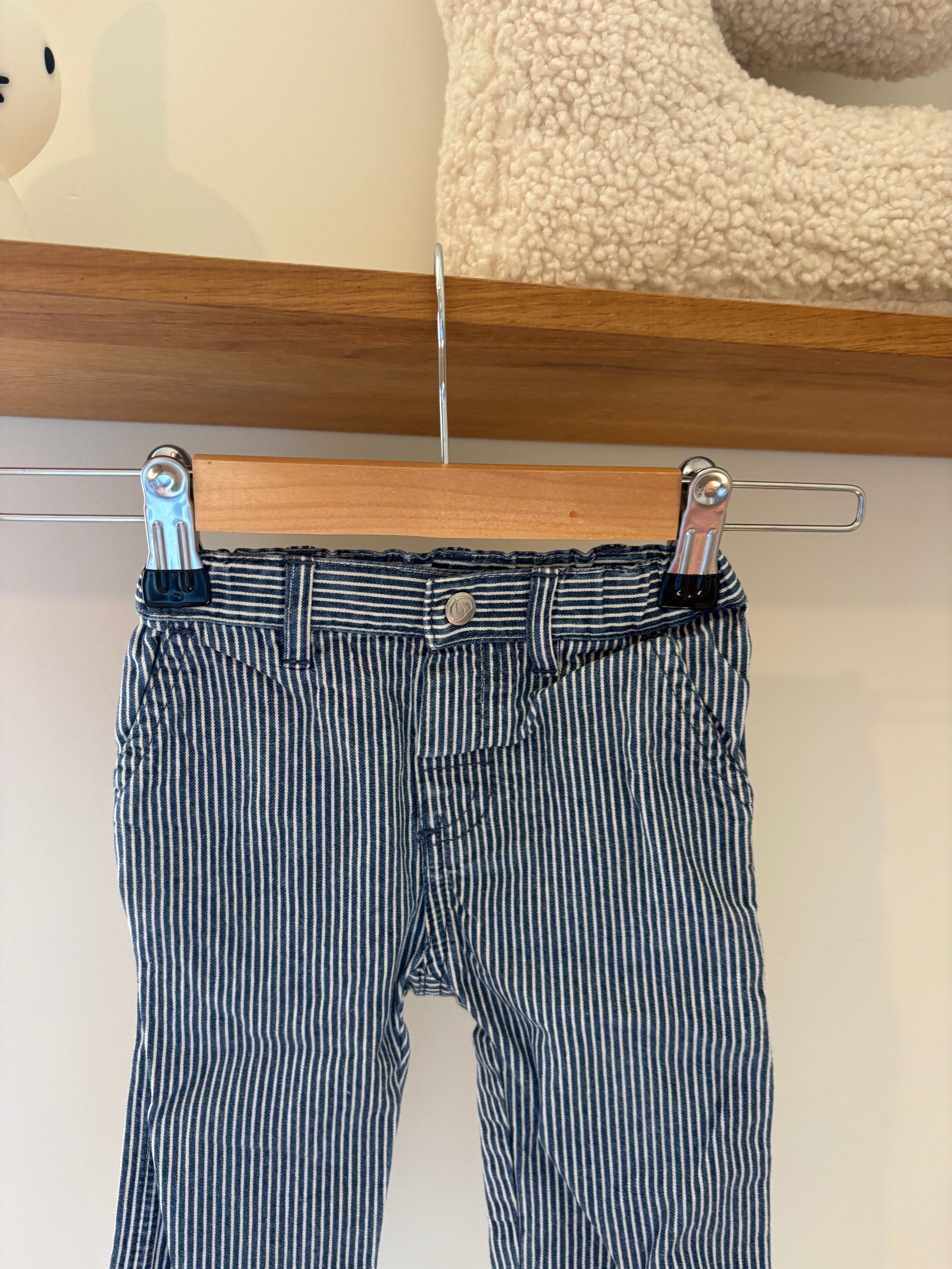 Petit Bateau- jeans broekje streepjes - 6M
