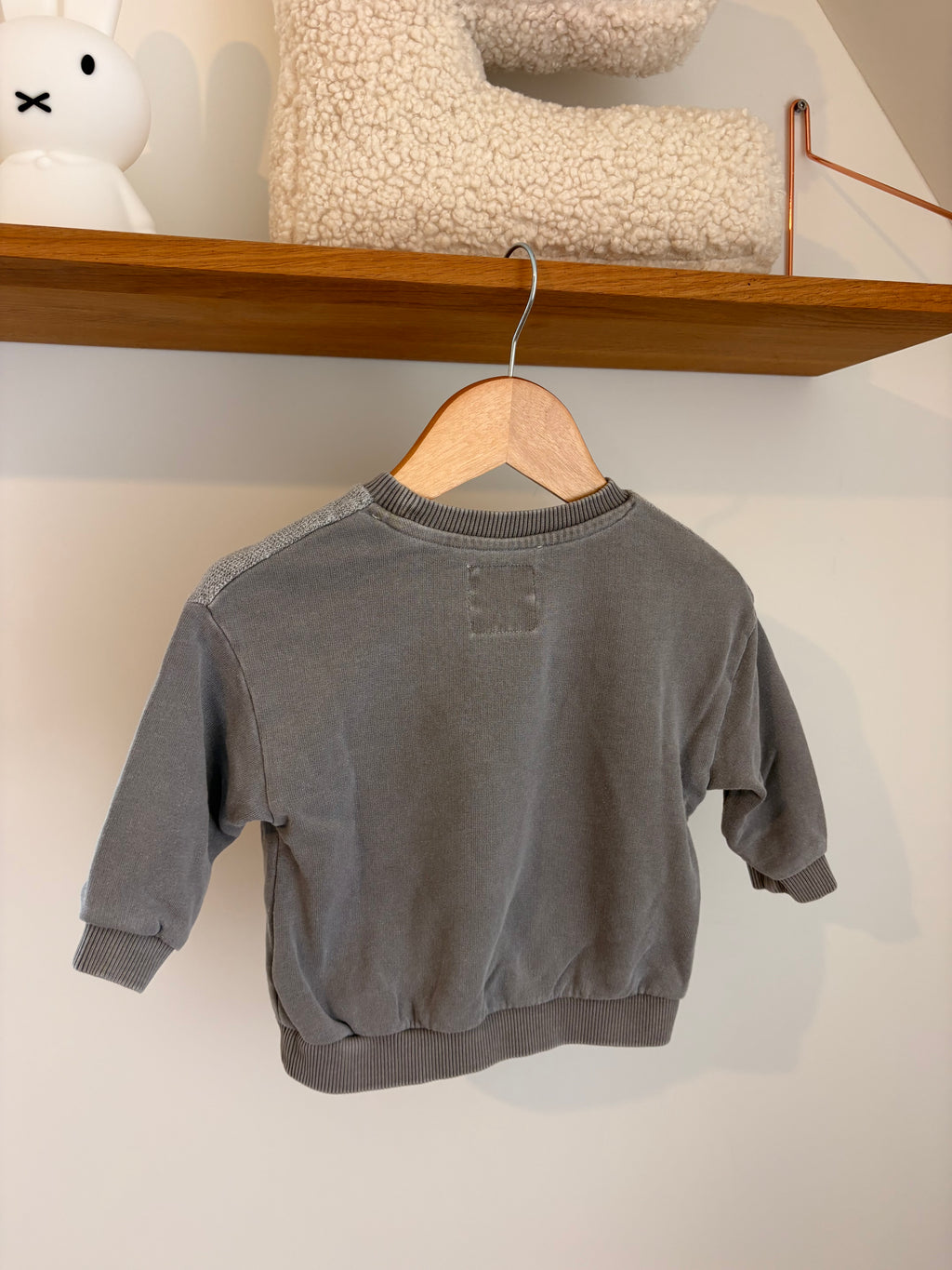 Play Up - grijze sweater - 12M