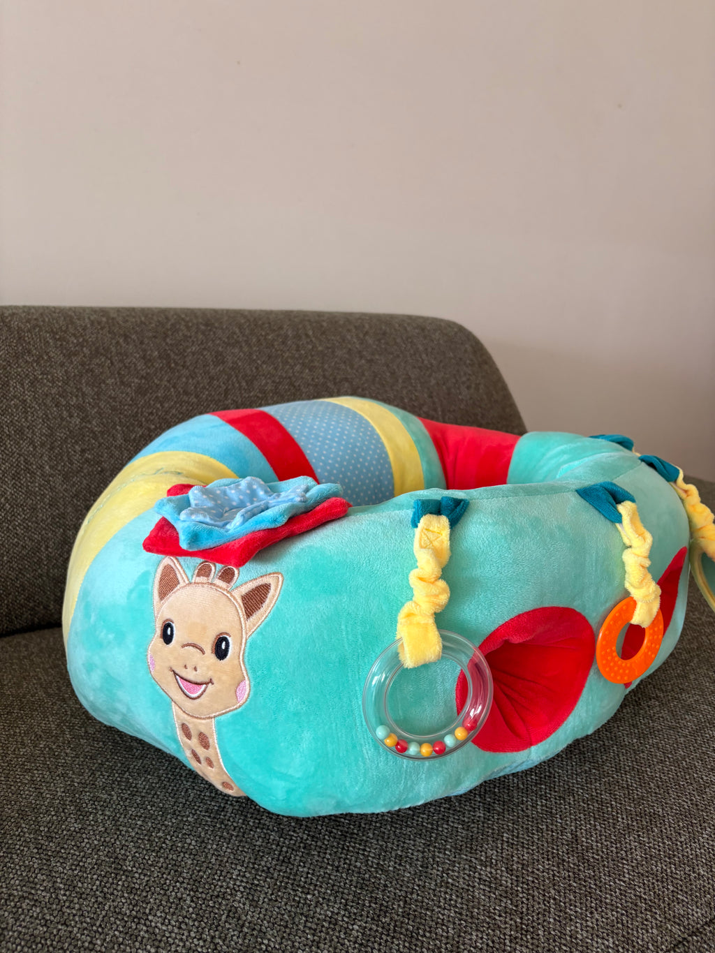 Sophie La Giraffe - Baby seat & play